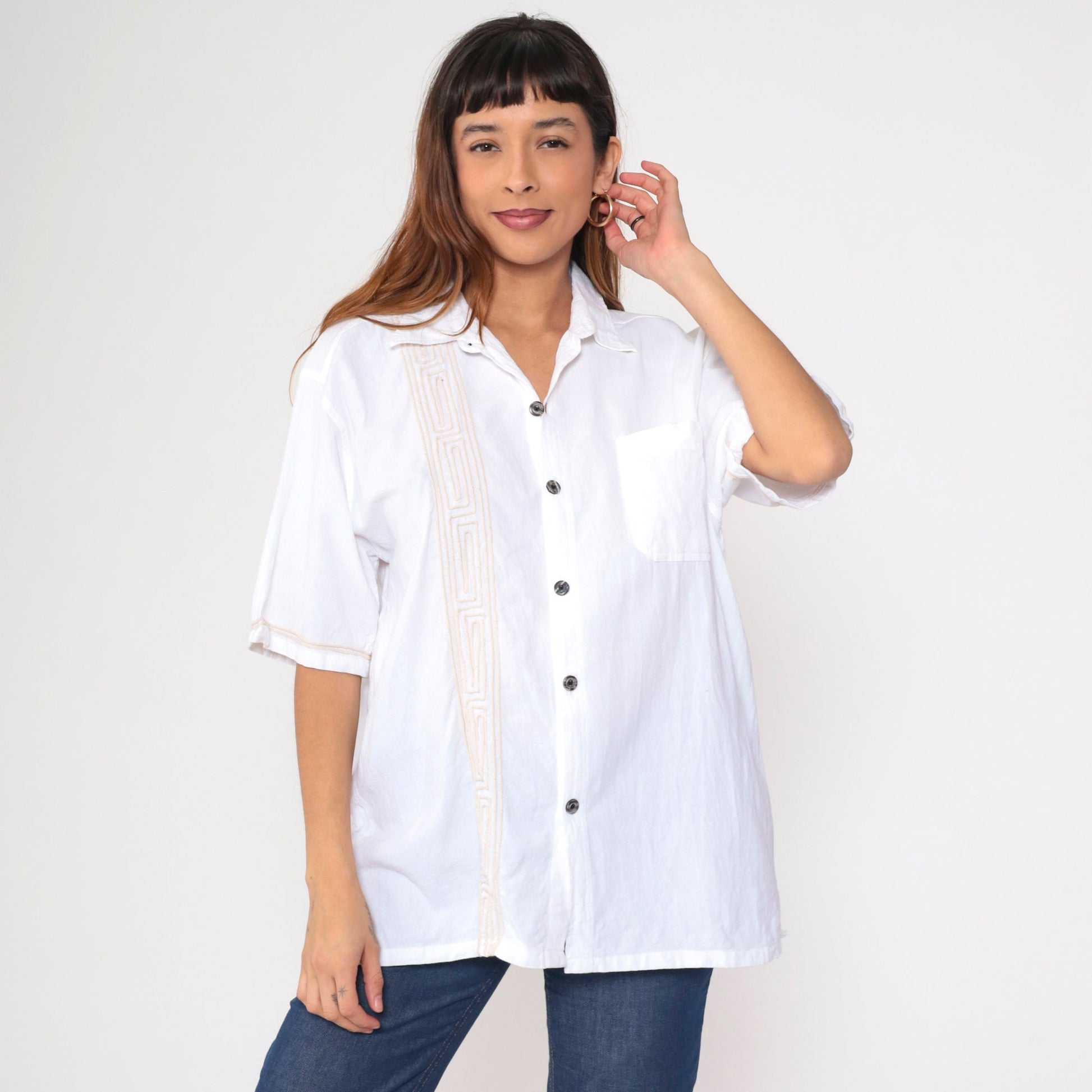90s White Geometric Embroidered Button-Up Shirt Short Sleeve Medium