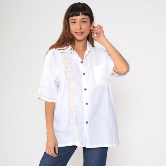 90s White Geometric Embroidered Button-Up Shirt Short Sleeve Medium