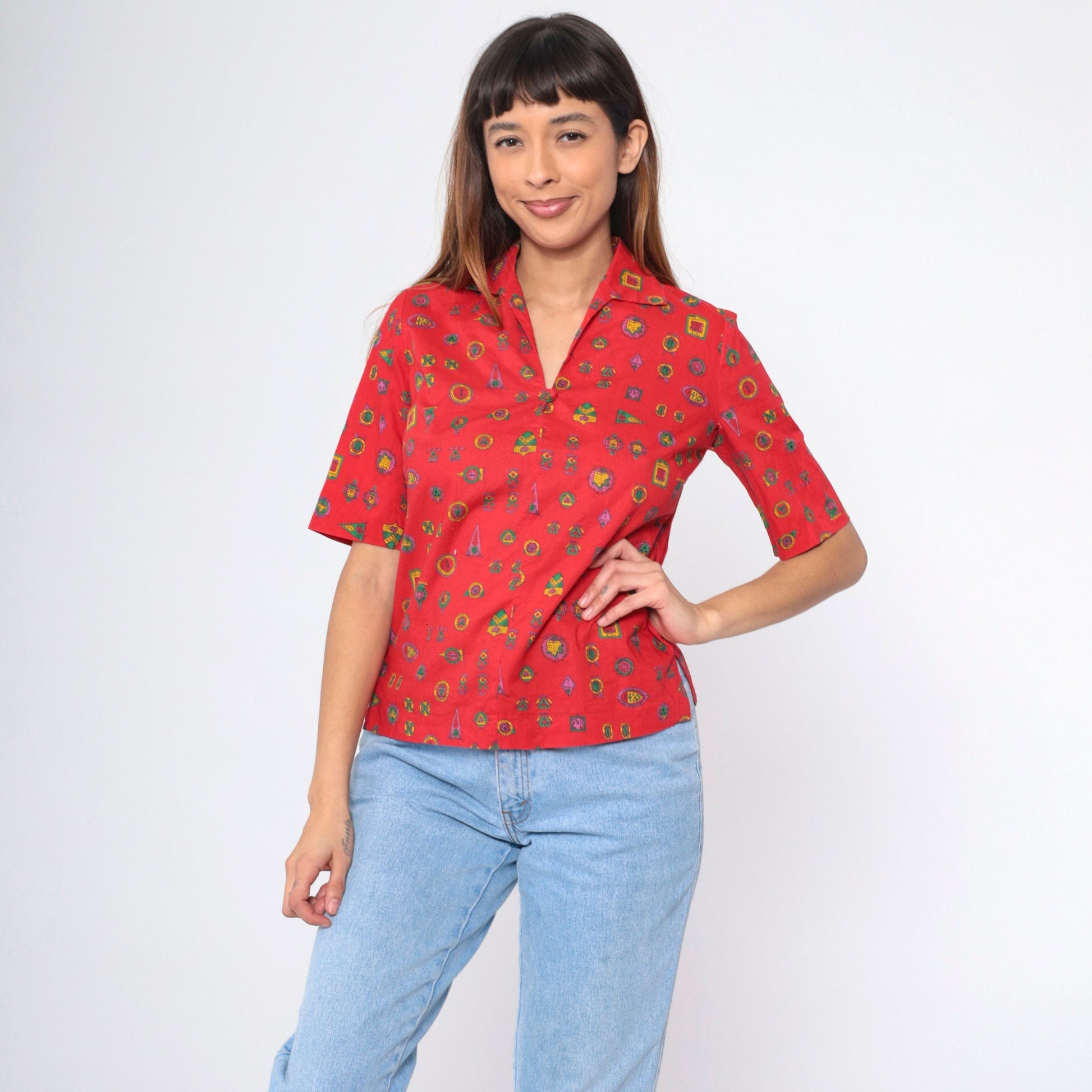 70s Heraldic Crest Print Blouse Red Collegiate Military V-Neck Small S