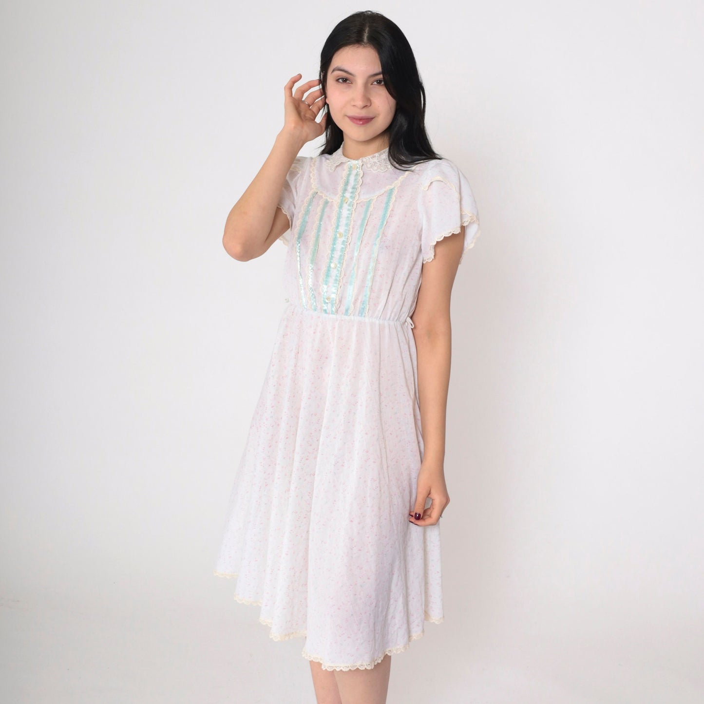 70s Calico Floral Prairie Dress White Lace Trim Puff Sleeve Small