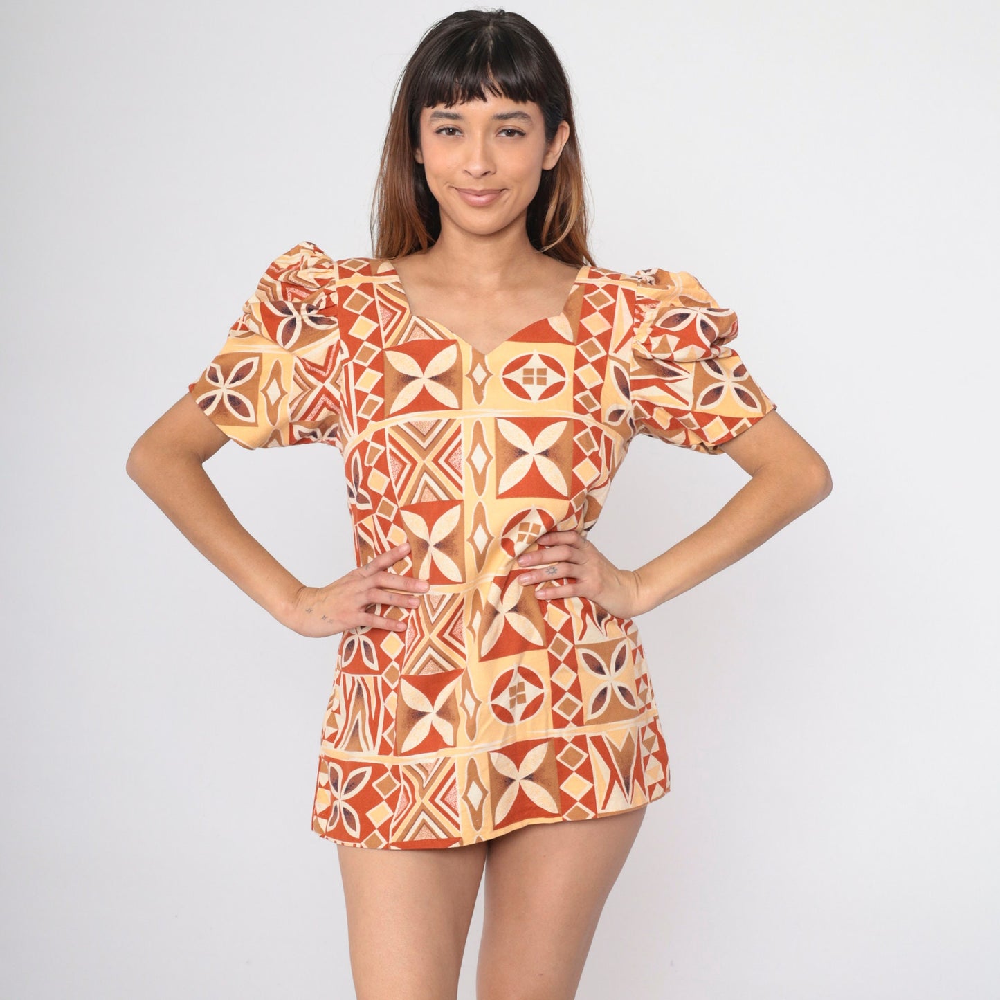 70s Geometric Puff Sleeve Blouse Burnt Orange Yellow Sweetheart Neckline Small