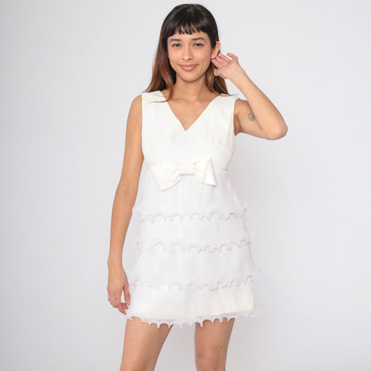 1960s White Pleated Mini Dress Empire Waist V-Neck Party Cocktail Small