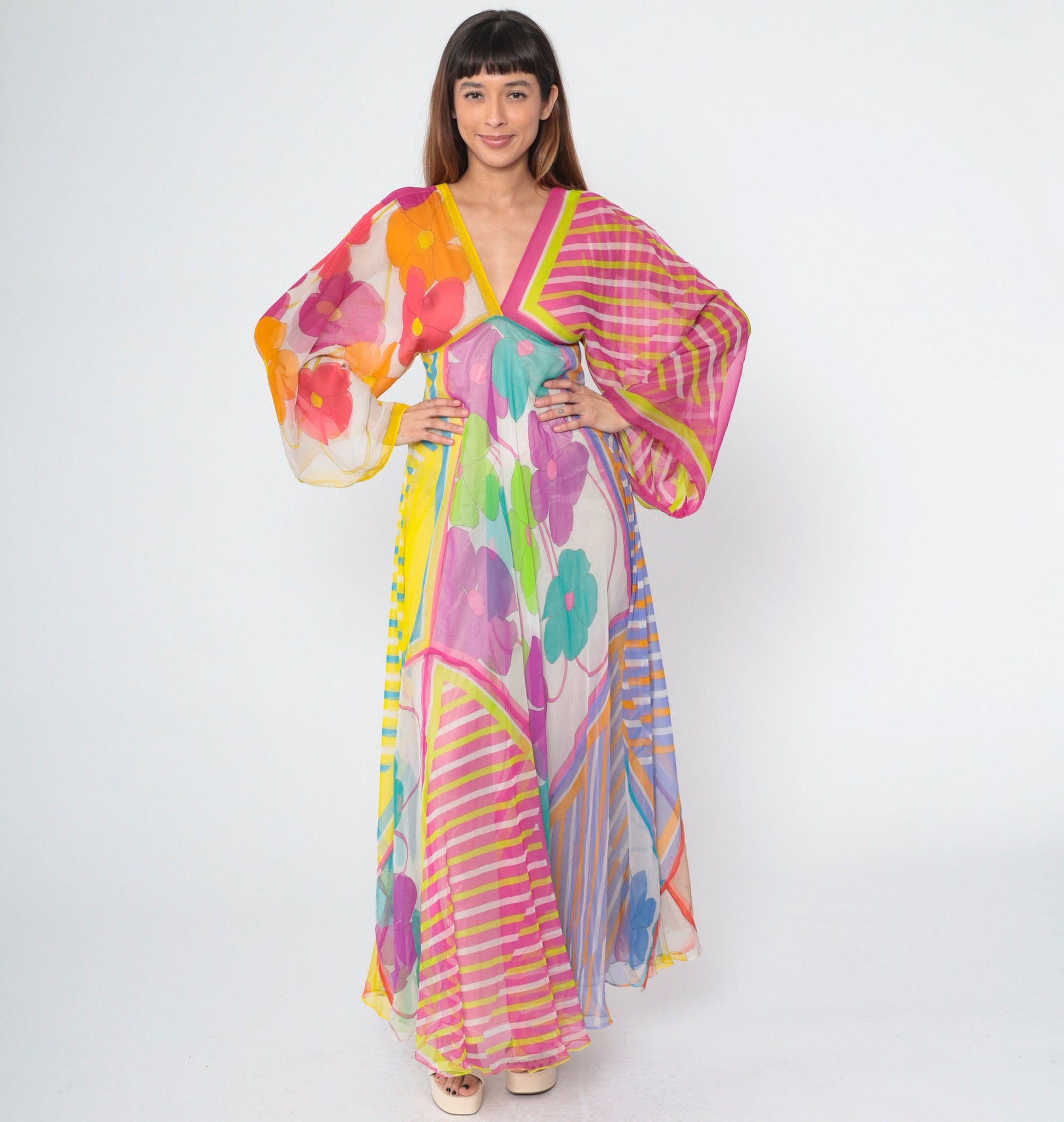 70s La Vetta Beverly Hills Floral Maxi Dress Deep V Empire Waist Kimono Sleeve Small