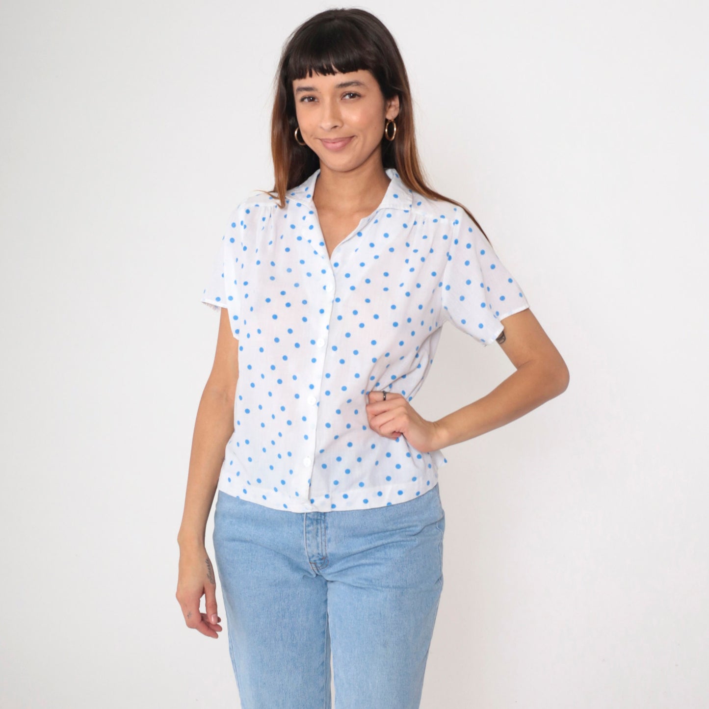 80s White Blue Polka Dot Button-Up Blouse Short Sleeve Medium