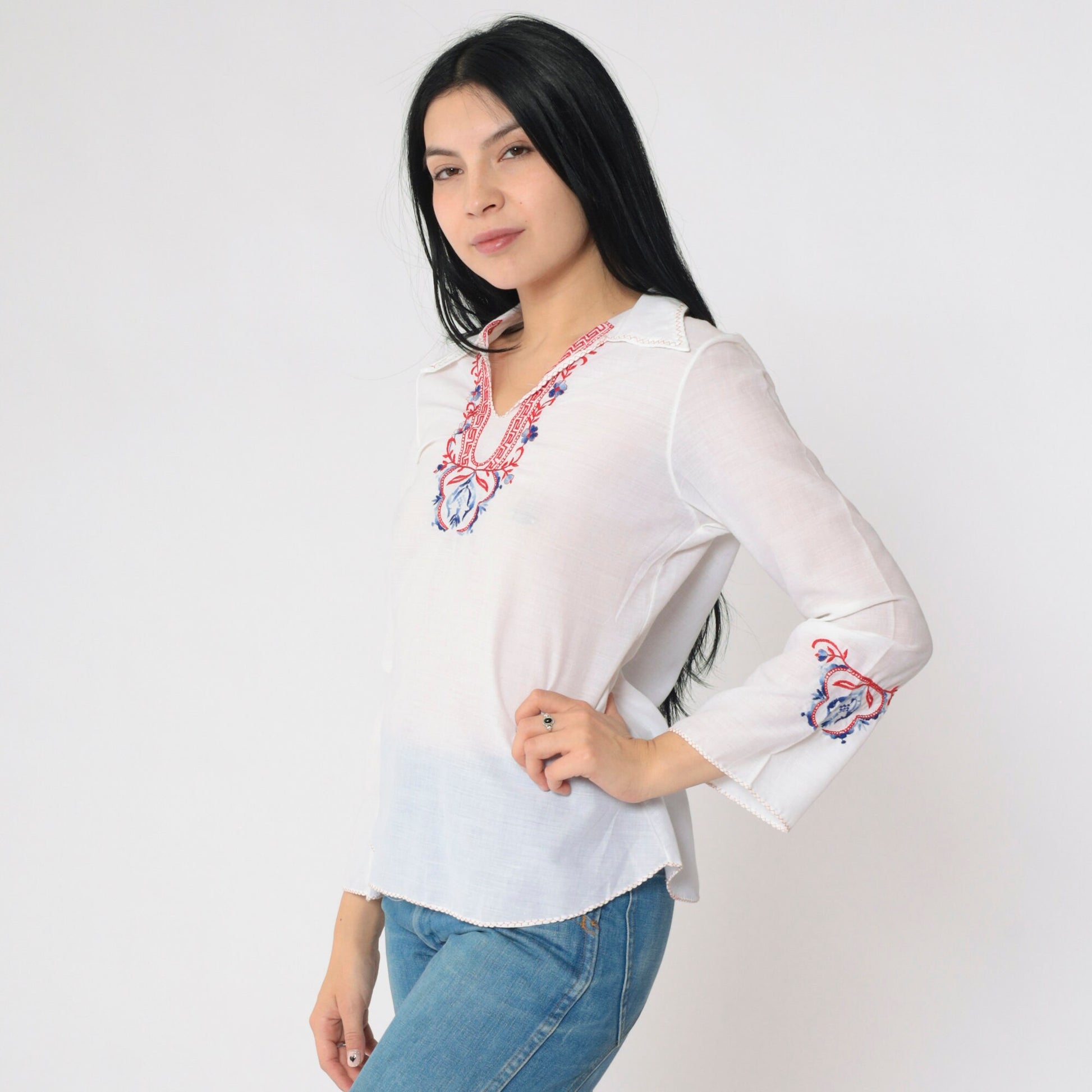 70s Floral Embroidered White Tunic Top V-Neck Long Sleeve Extra Small