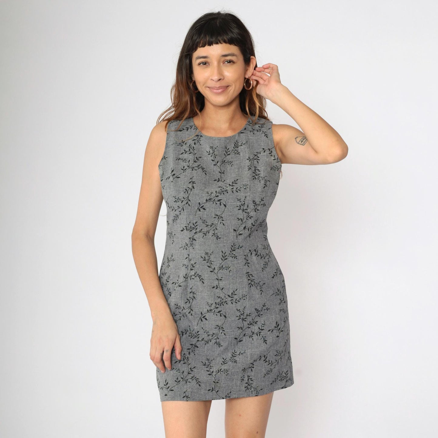 90s Grey Floral Glitter Mini Sheath Dress Sleeveless Round Neck Medium