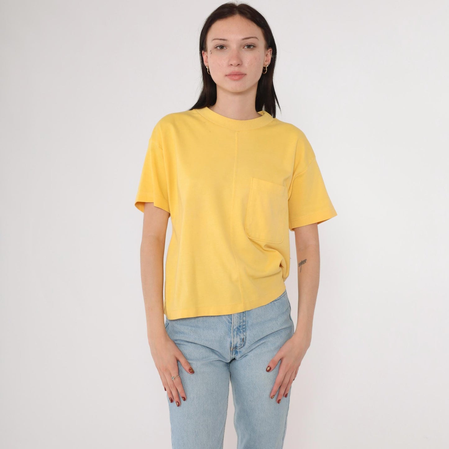90s Yellow Pocket T-Shirt Joan Harper Crewneck Plain Tee Medium