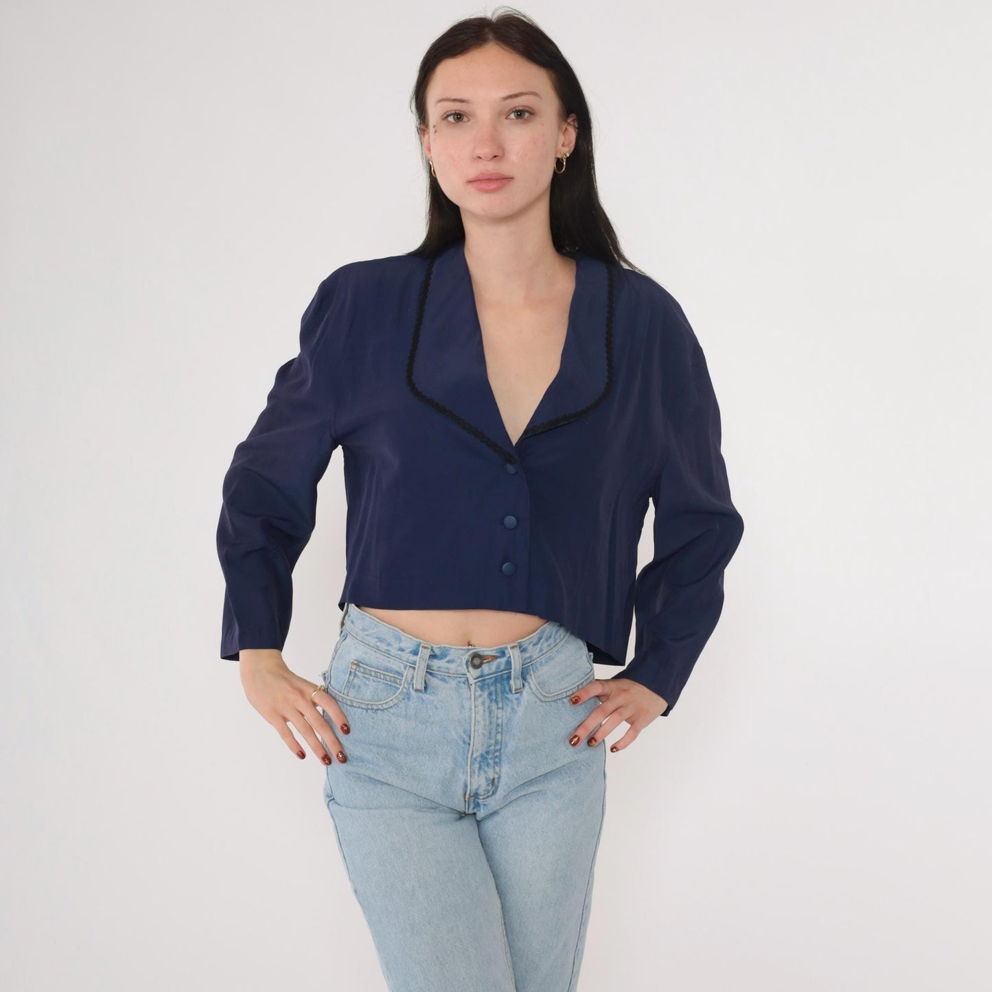 80s Navy Cropped Button-Up Blouse Black Trim Collar Long Sleeve Large
