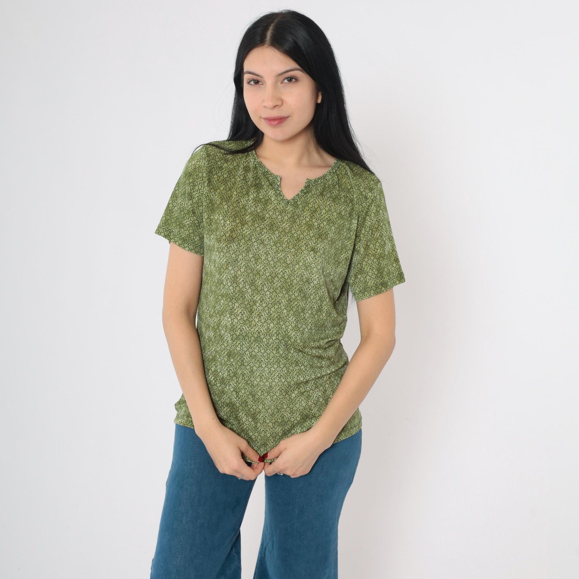 90s Olive Green Geometric Lattice Print Top Split V-Neck Short Sleeve Medium Large