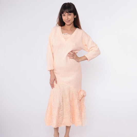 80s Peach Knit Midi Dress V-Neck Lace Mermaid Hem Long Sleeve Medium