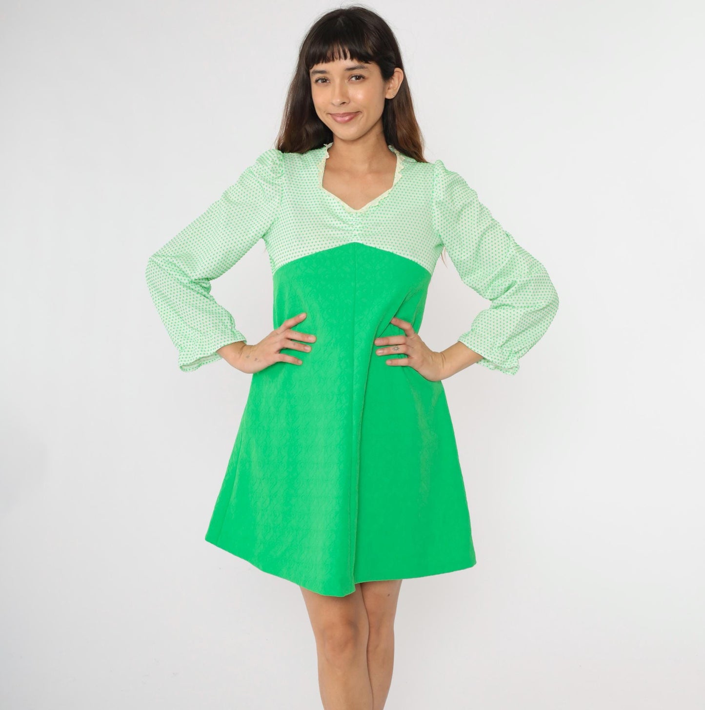 70s Bright Green Polka Dot Mini Dress Empire Waist Puff Sleeve Medium