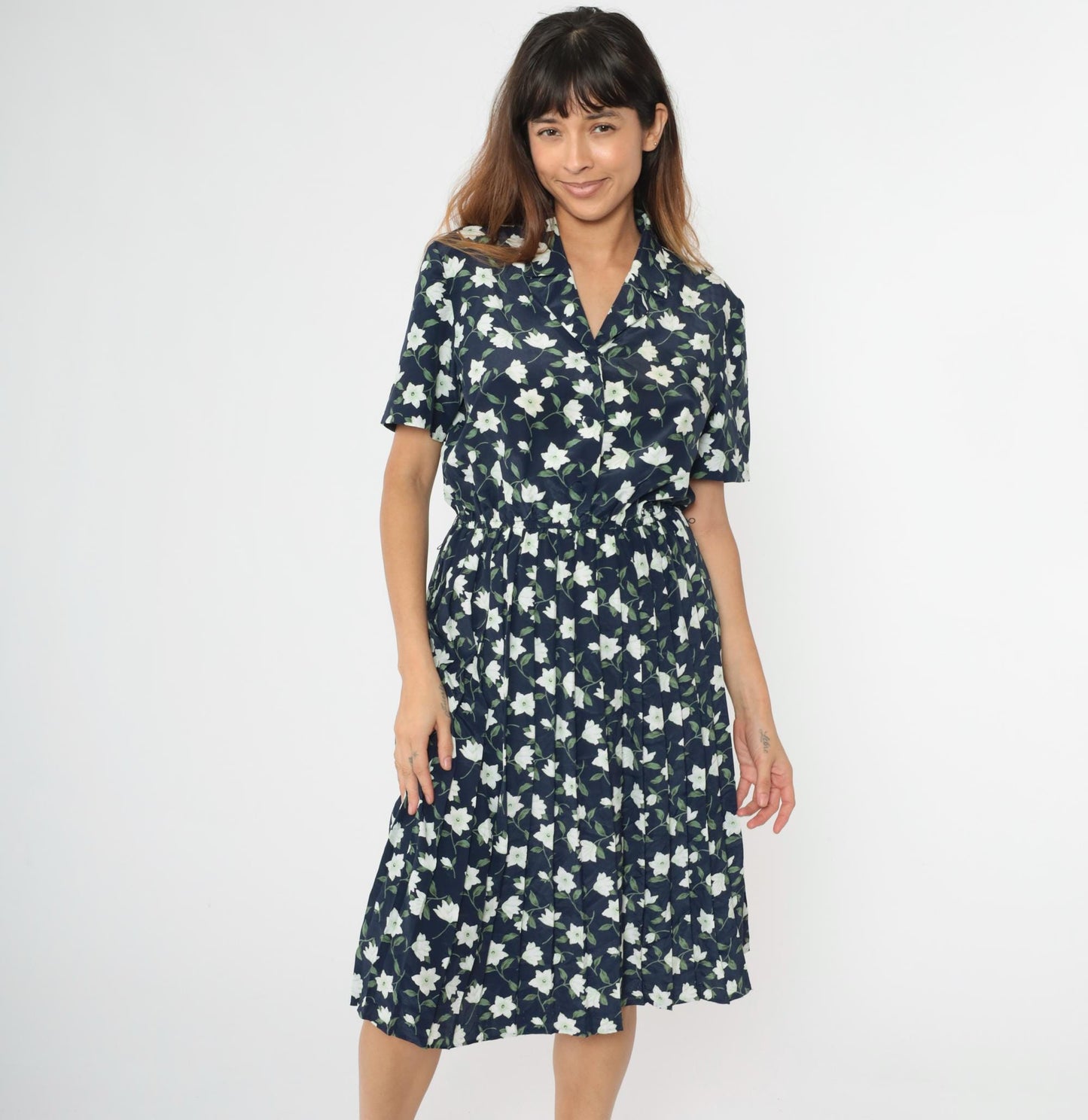 90s Leslie Fay Navy Floral Midi Shirtdress Button-Up Pleated Medium