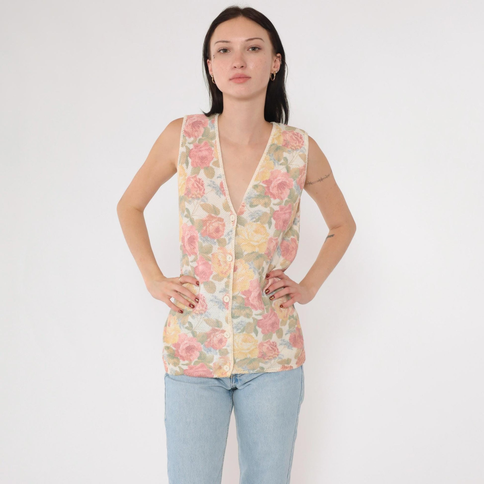 90s Floral Knit Vest Pink Yellow Rose Print Button-Up Sleeveless Medium