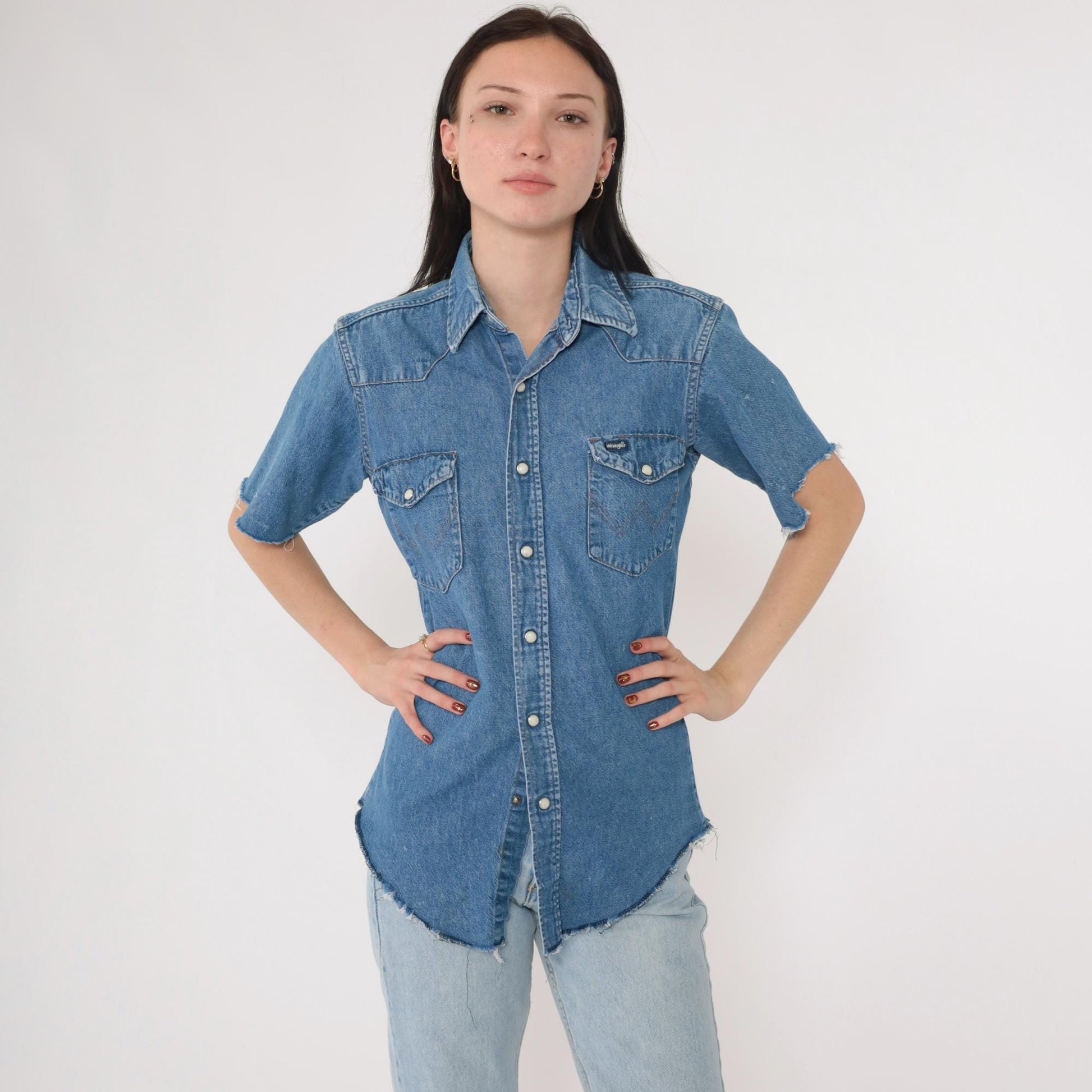 90s Wrangler Blue Denim Western Shirt Pearl Snap Cutoff Sleeves Small