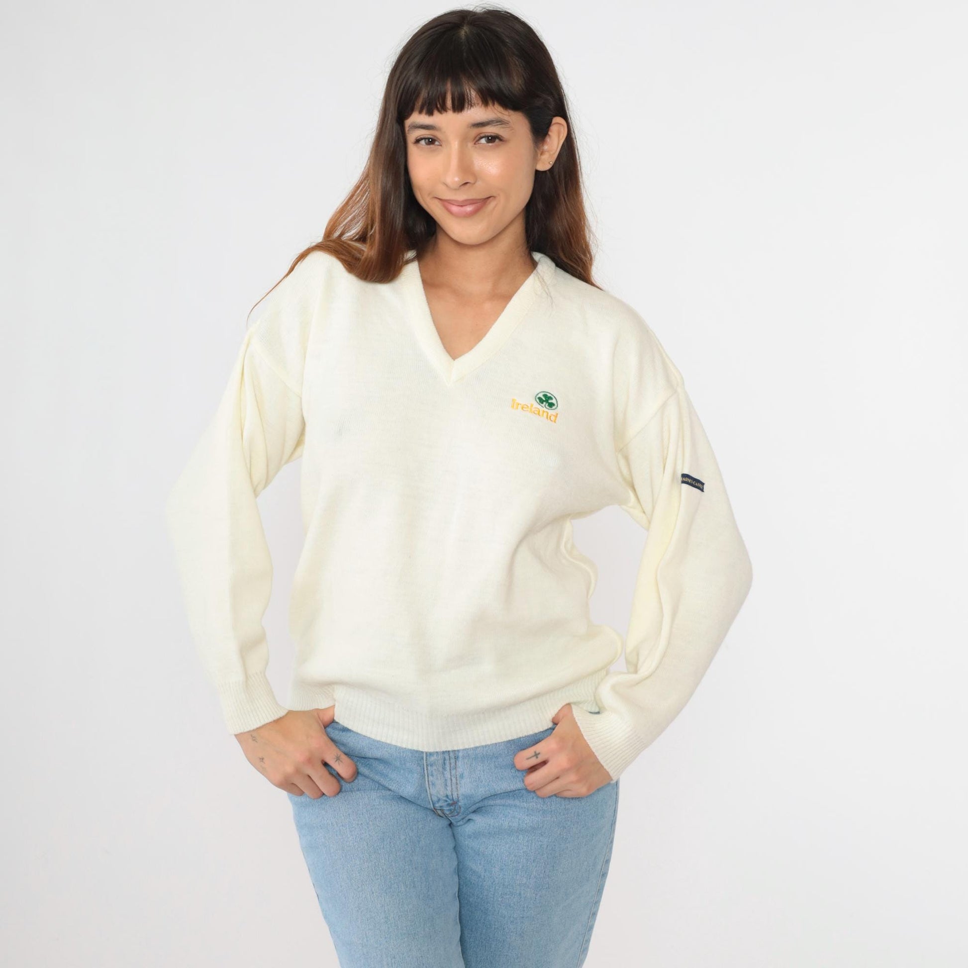 80s Blarney Castle Irish Sweater Off-White Shamrock V-Neck Knit Medium