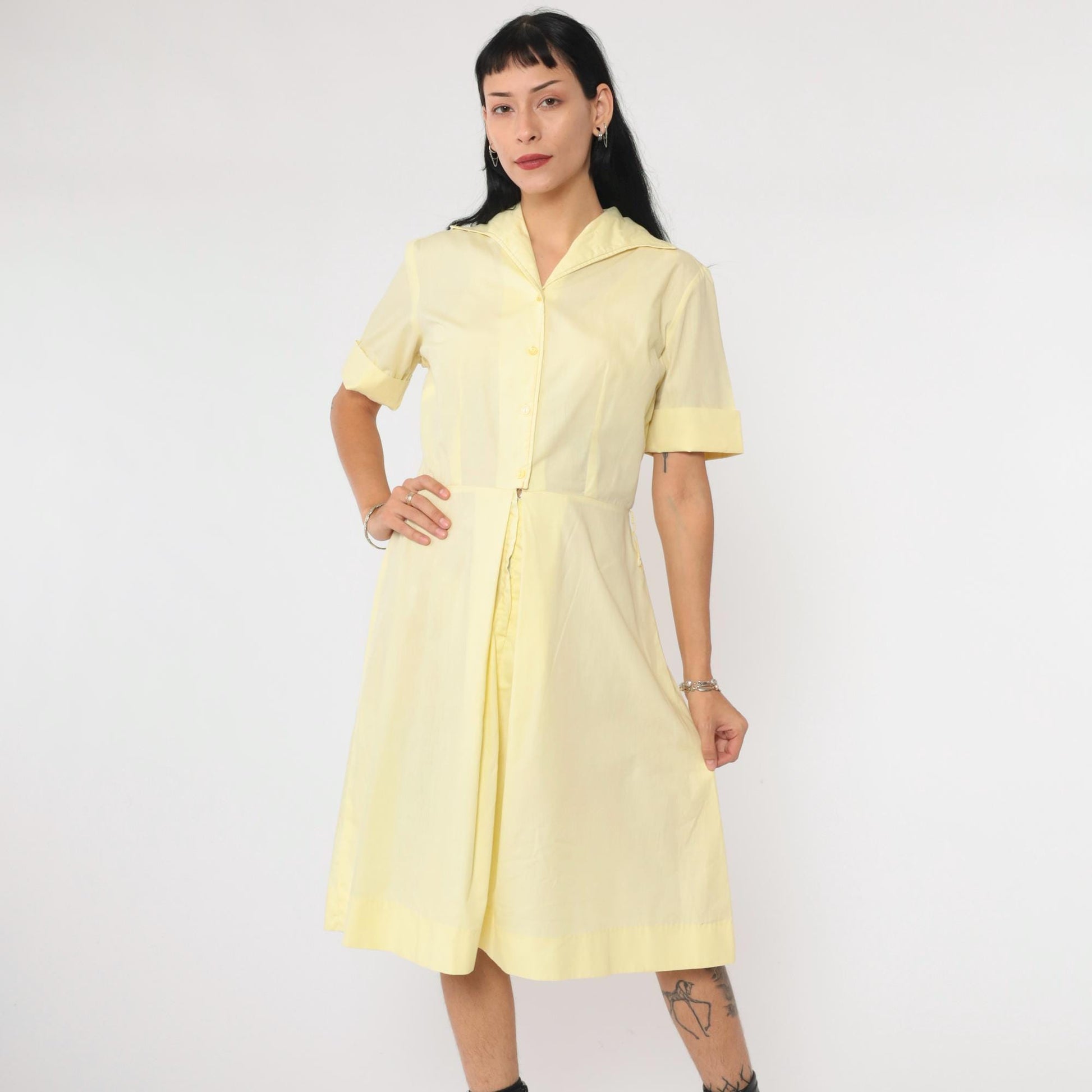 60s Light Yellow Button-Up Shirtdress Midi Collared High Waist Small