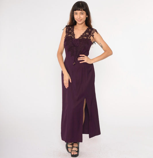 90s Purple Maxi Dress Lace Trim Rosette Sweetheart Spaghetti Strap Slit Medium