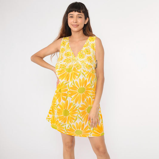 70s Yellow Floral White Slip Dress Nightgown Empire Waist Mini Large