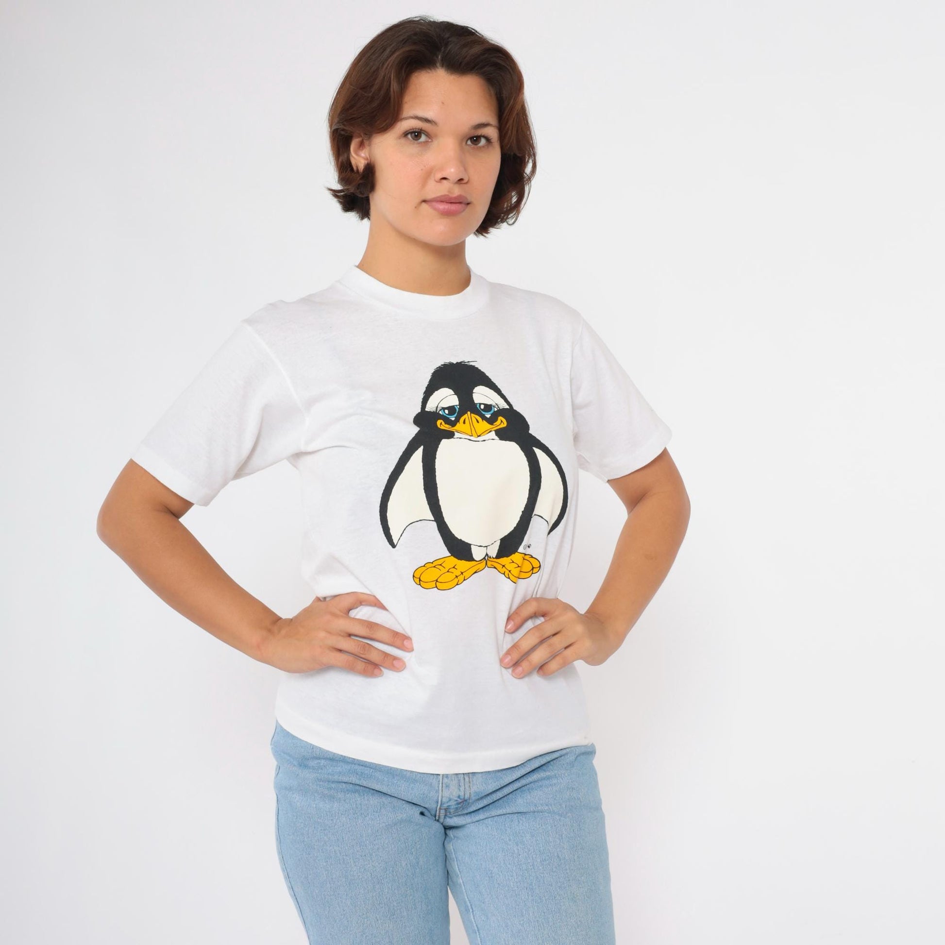 1986 Penguin Graphic T-Shirt "This Penguin Far Exceeds the Average" White Crewneck Small