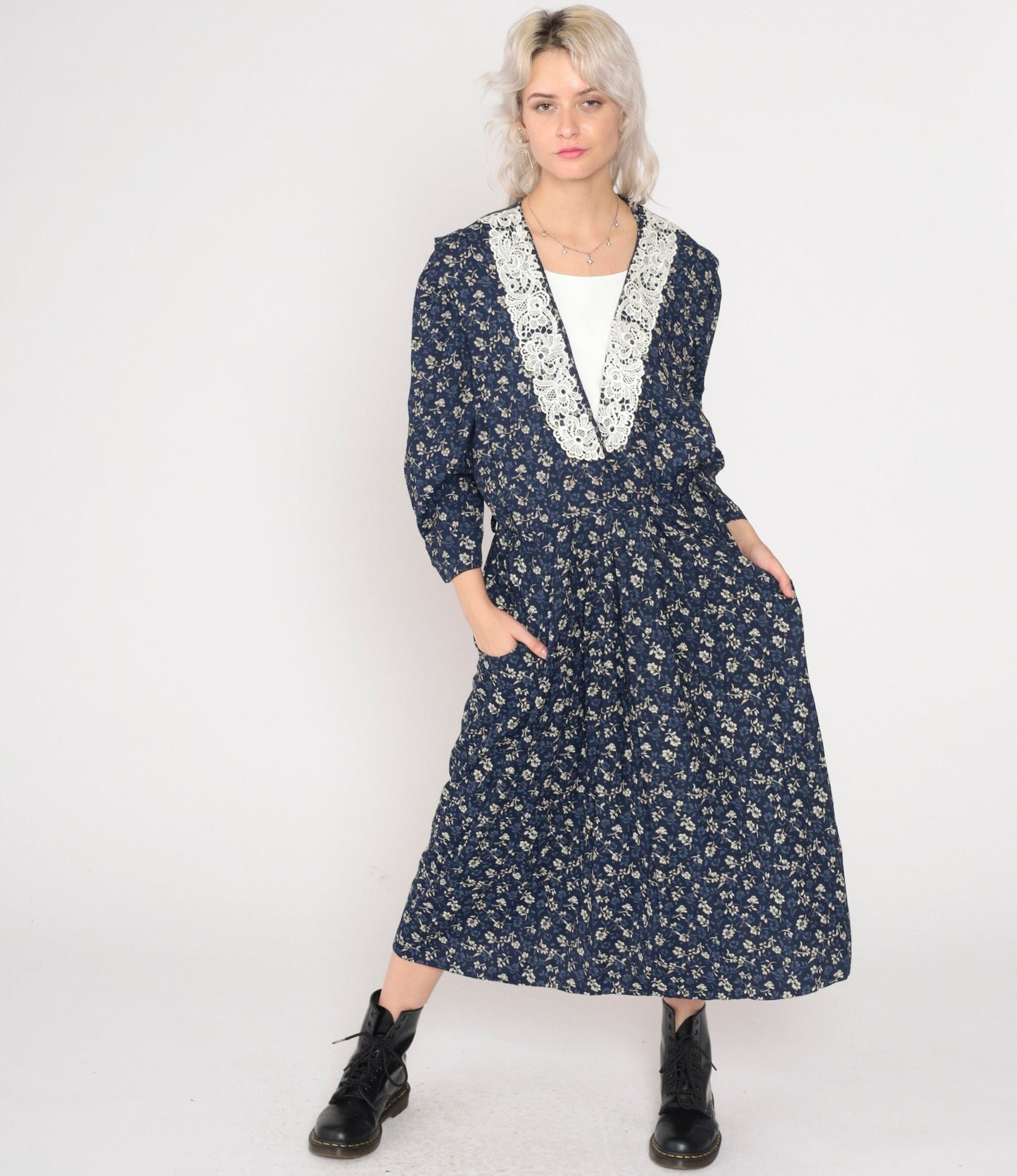 90s Navy Floral Midi Dress Puff Sleeve V-Neck Lace Medium