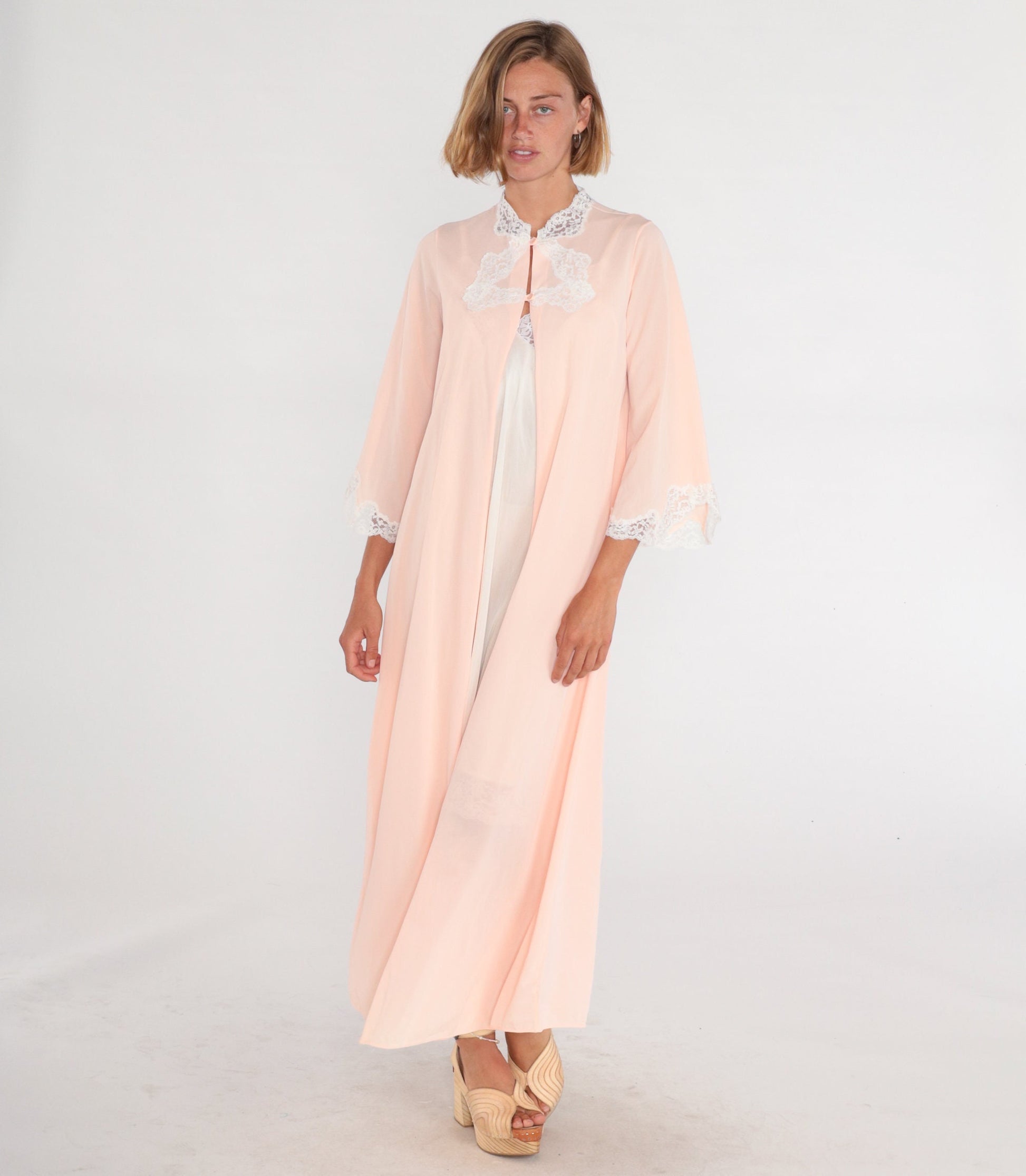 70s Pink Lace Trim Pajama Robe Maxi Button Front Nightgown Small Medium