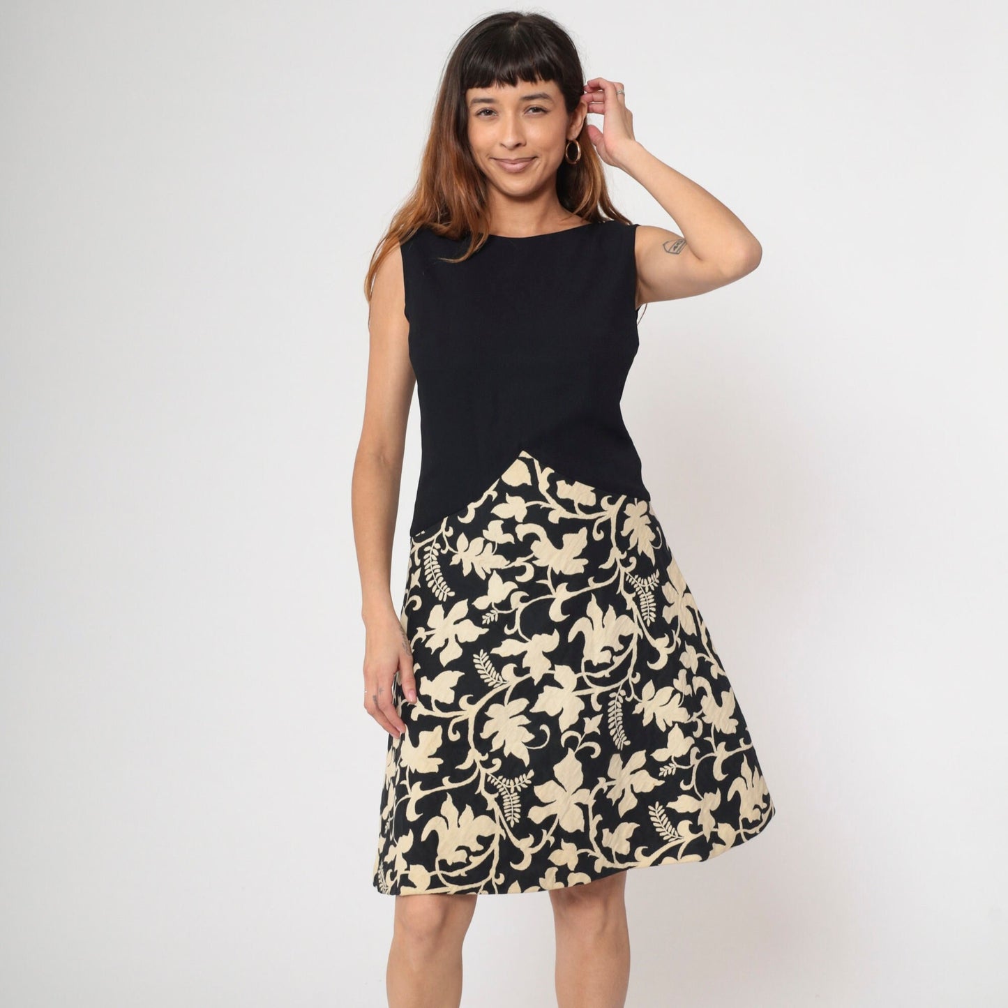 1960s Robinson's California Black Cream Floral Fit and Flare Dress V-Back Medium