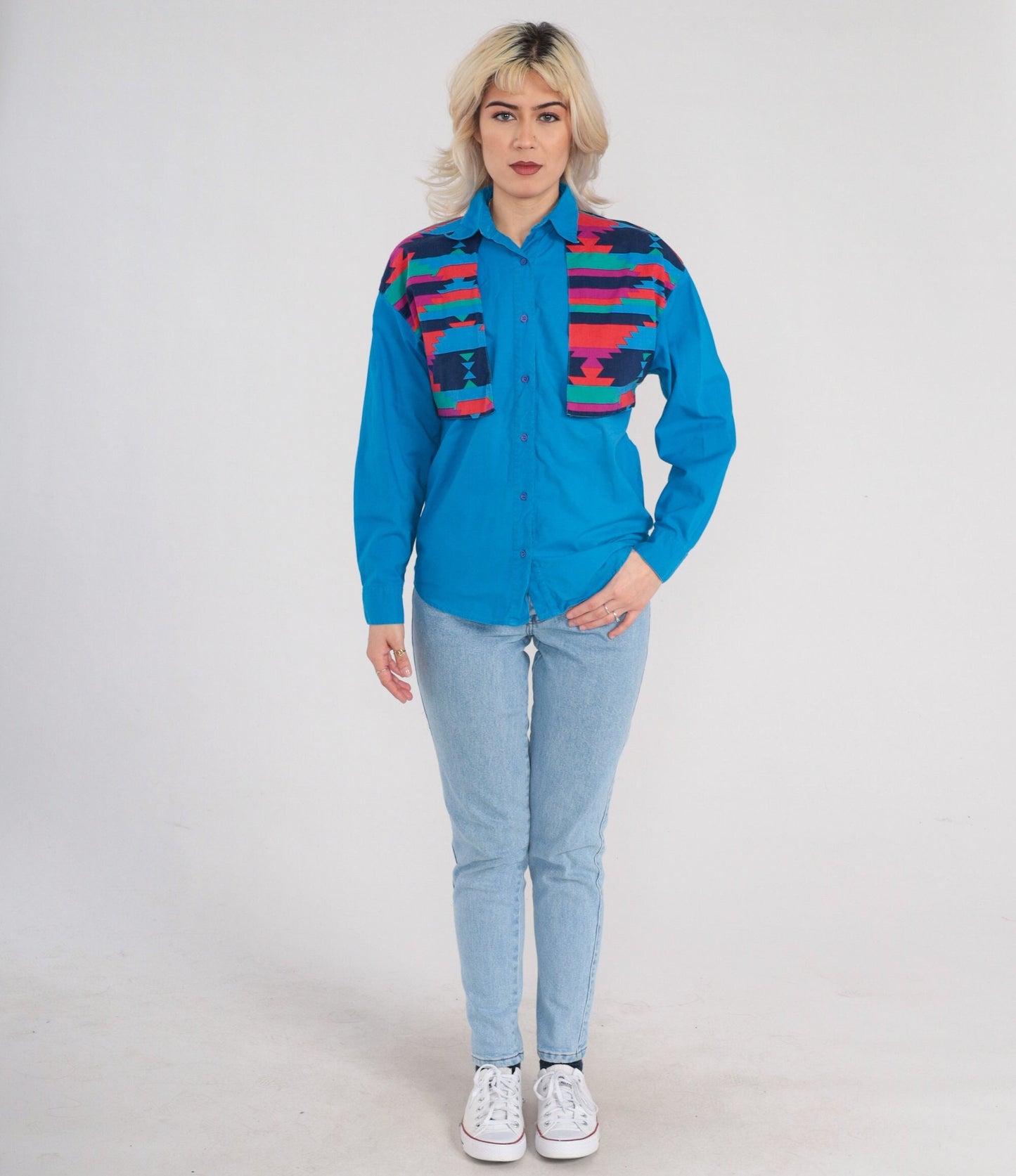 00s Wrangler Blue Southwestern Geometric Yoke Button-Up Shirt Medium M