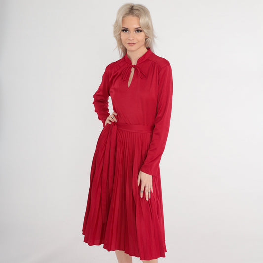 70s Burgundy Red Midi Dress Pleated High Waist Long Sleeve Medium