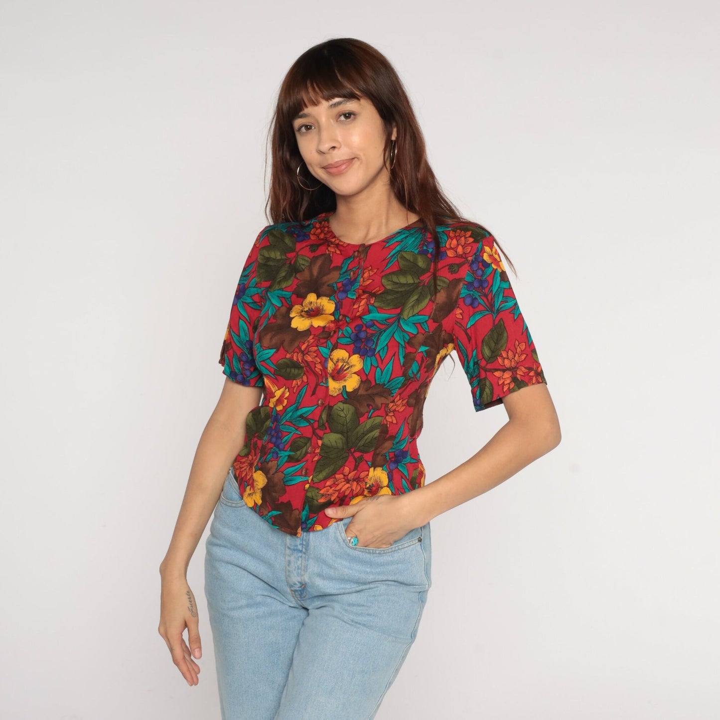 90s Red Floral Rayon Button-Up Blouse Short Sleeve Small