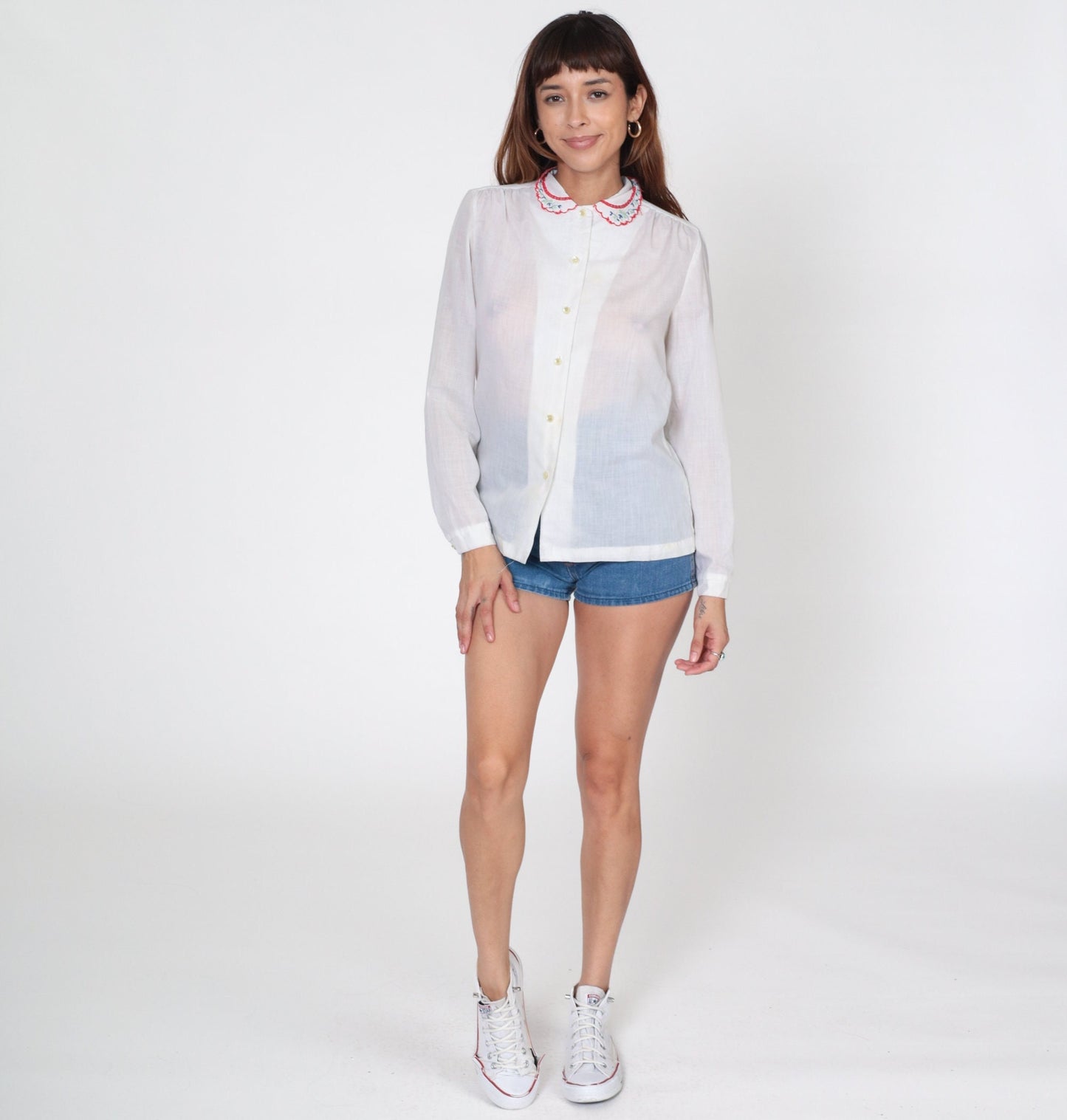 80s White Sheer Blouse Floral Embroidered Peter Pan Collar Button Up Small