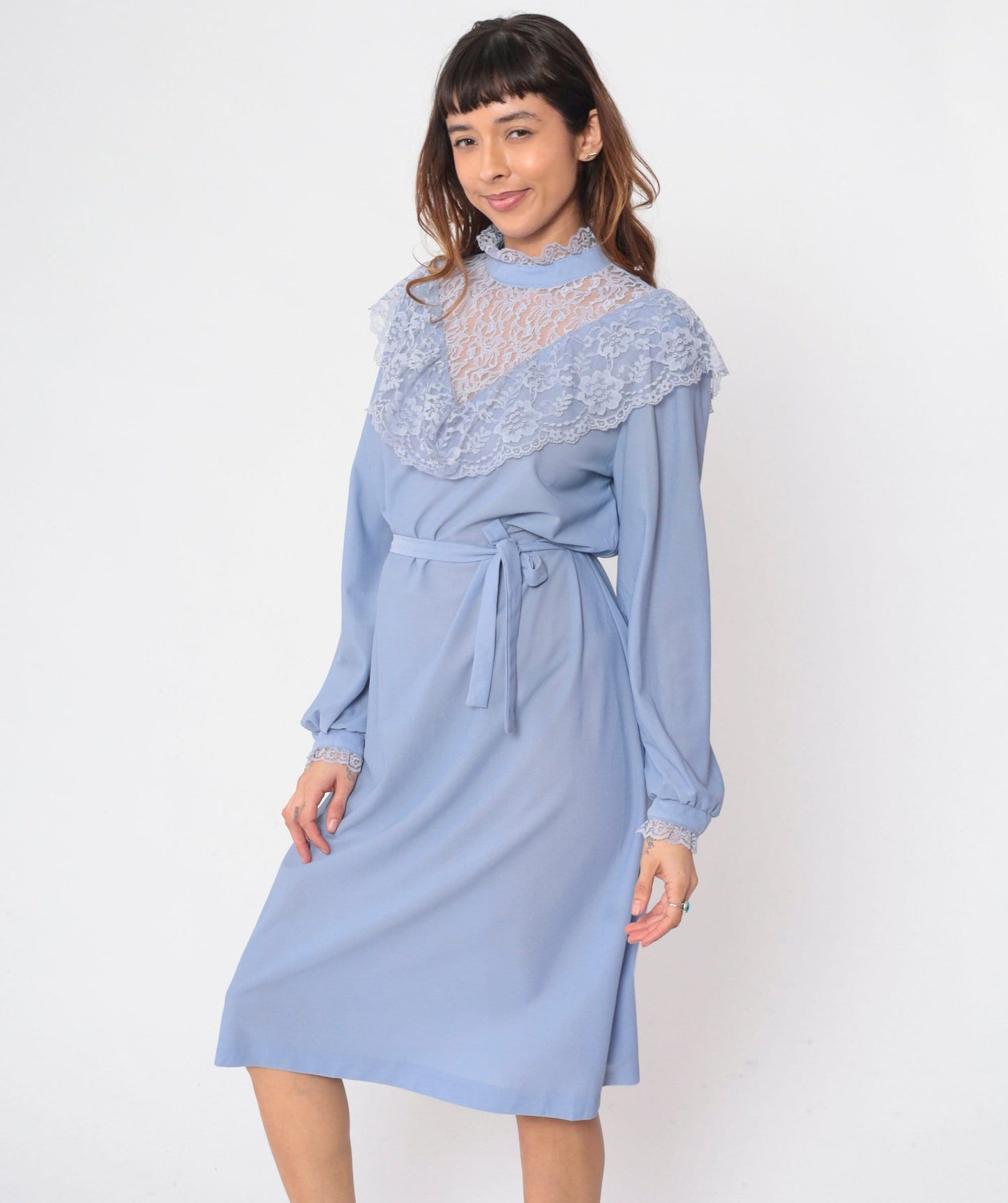 70s Jane Baar Lavender Lace Illusion Neckline Midi Dress Medium
