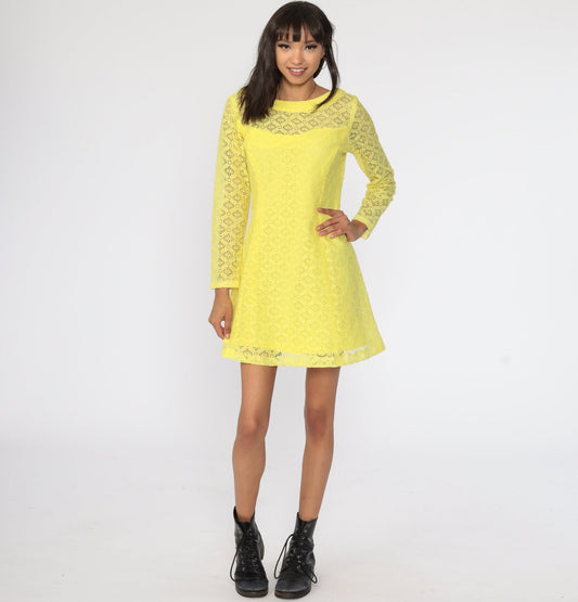 60s Yellow Lace Mini Dress Illusion Neckline Shift Long Sleeve Small Medium