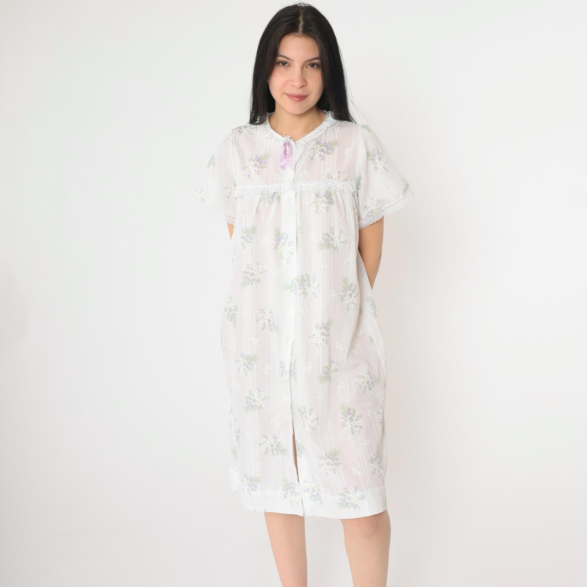 80s Floral Semi-Sheer Nightgown White Lace Puff Sleeve Button-Up Knee-Length Medium