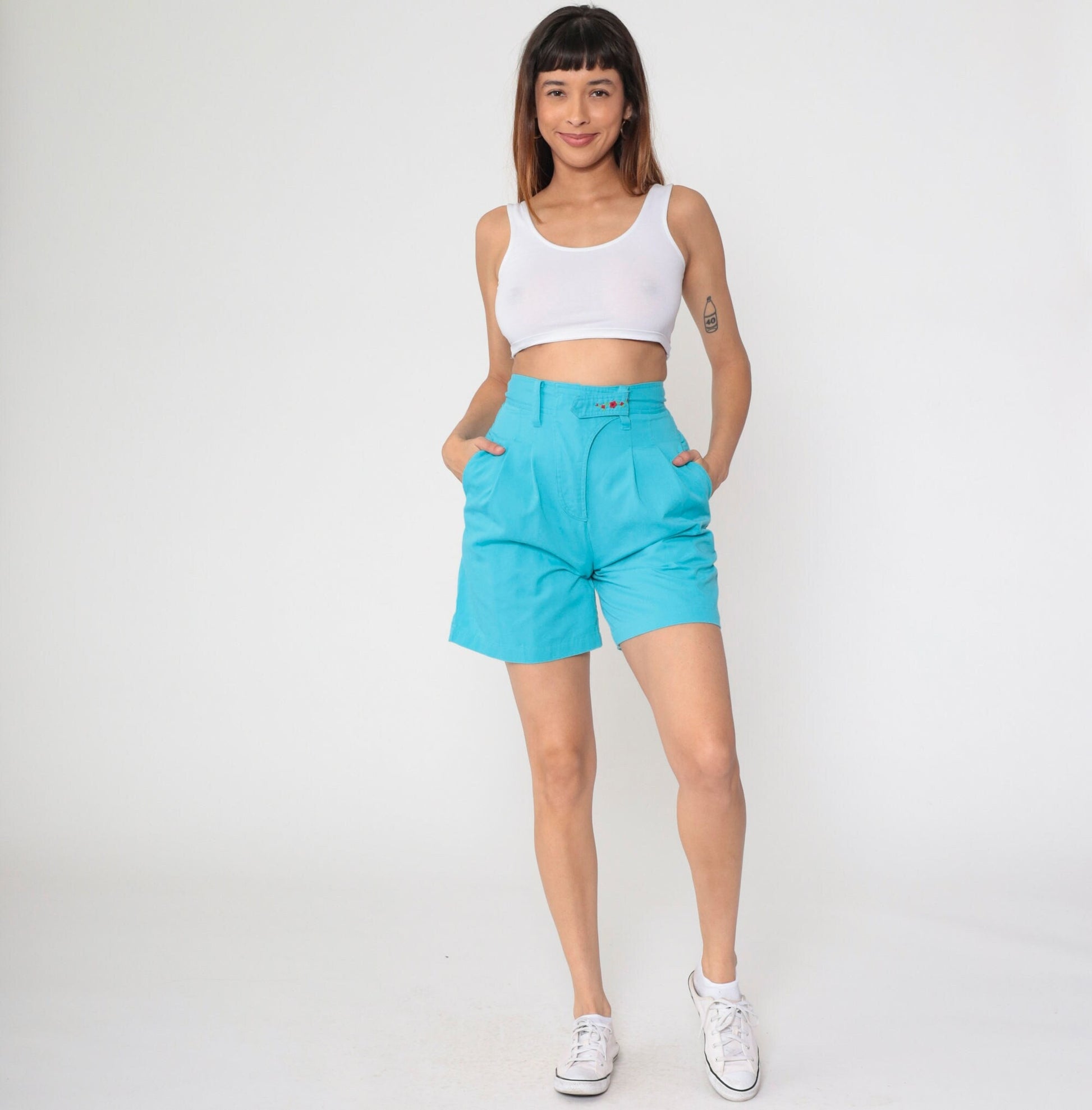 90s Turquoise Pleated High-Waist Shorts Floral Embroidered Small