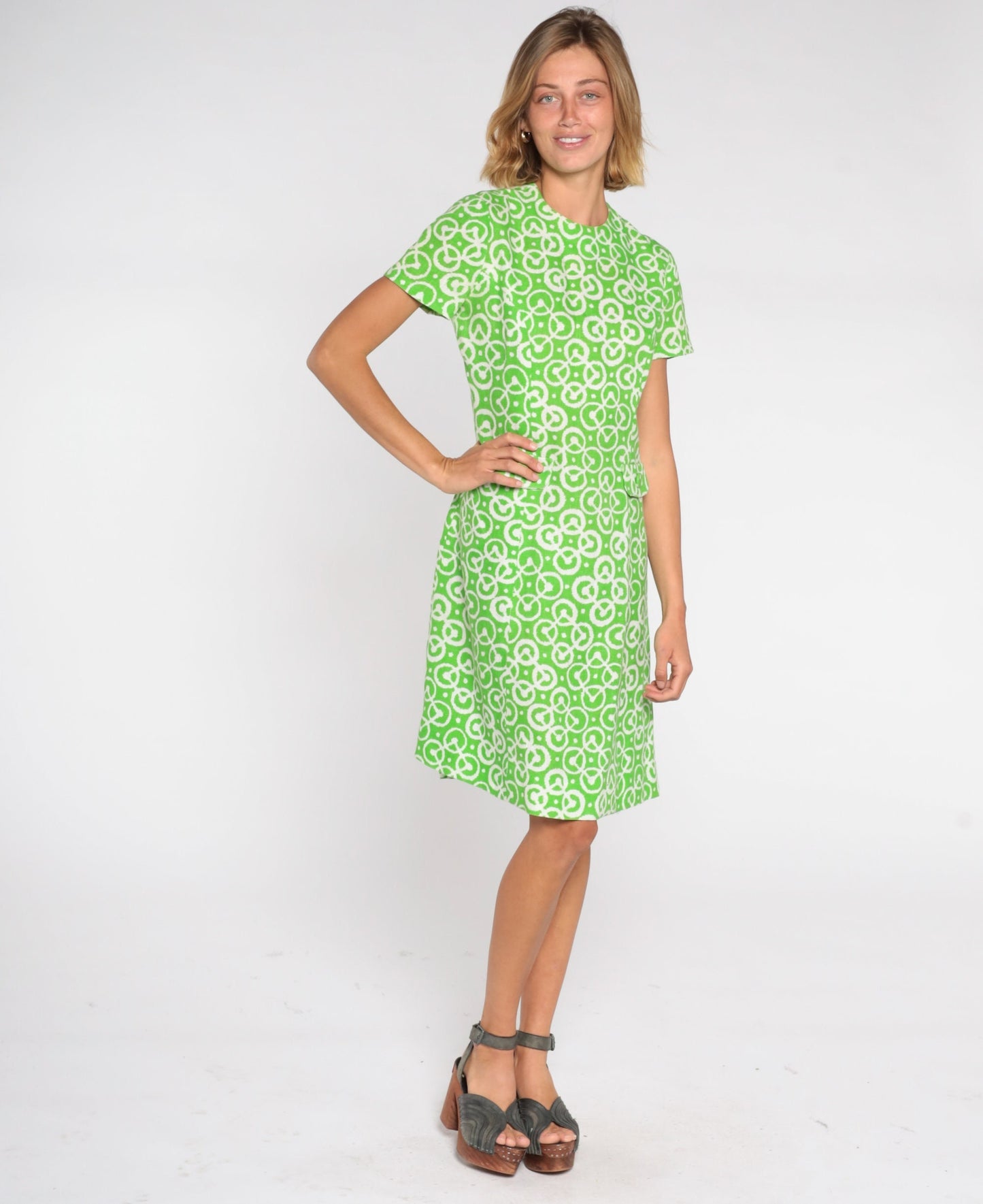 60s Green Geometric A-Line Shift Dress Short Sleeve Mini Pockets Small