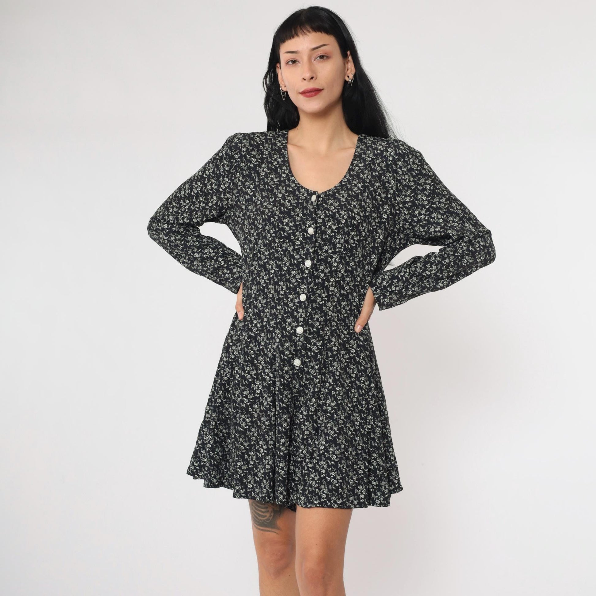 90s Floral Button-Up Romper Black White Long Sleeve Wide Leg Small Medium