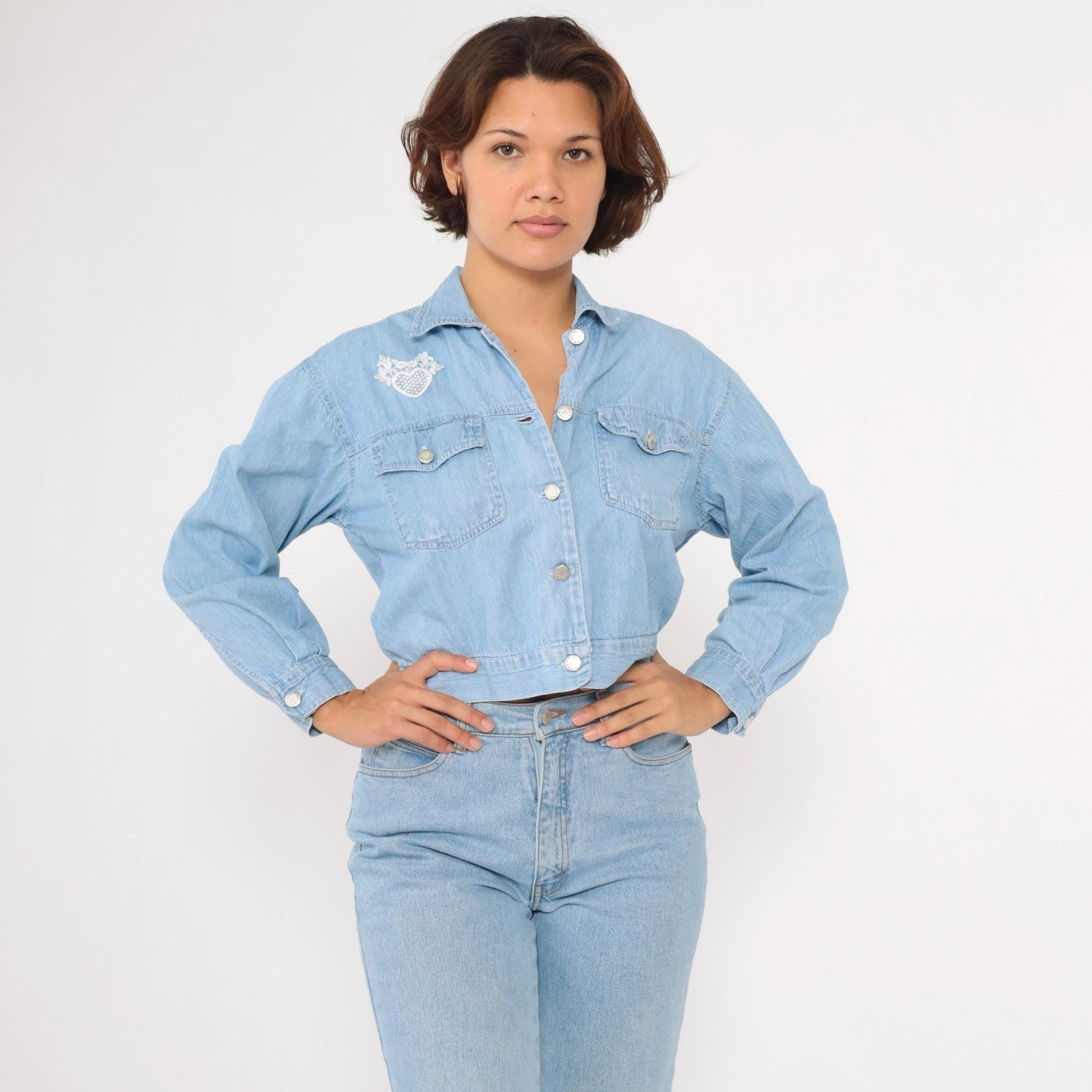 90s Light Wash Denim Crop Shirt Lace Heart Detail Button Up Small