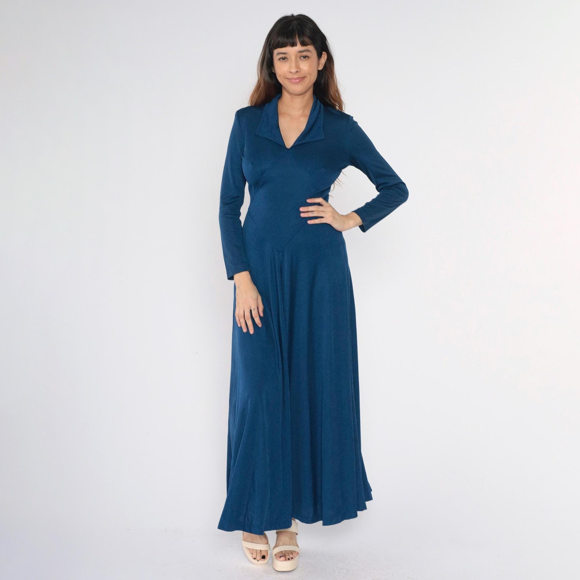 70s Navy Maxi Dress Long Sleeve Wide Collar Diamond Waist Small Medium