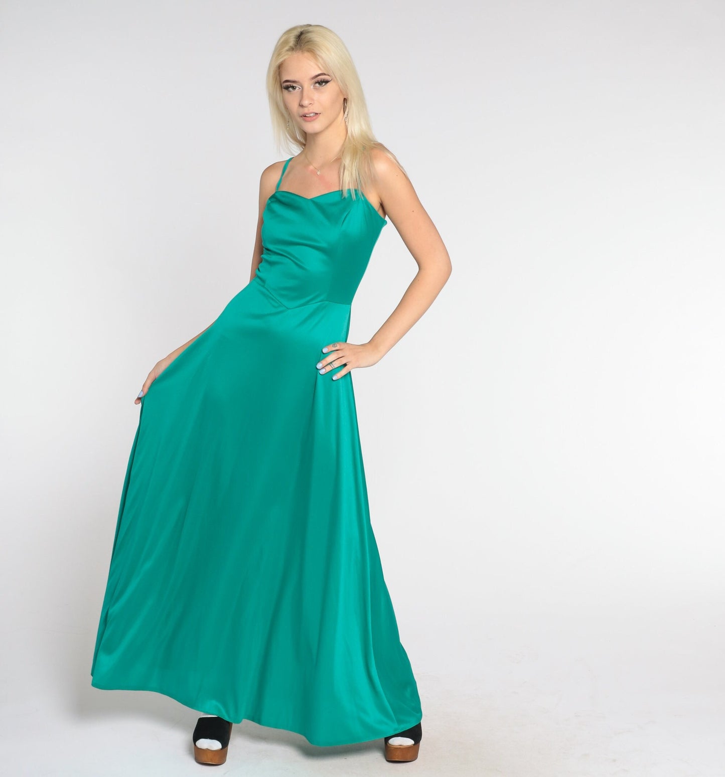 70s Green Maxi Dress Sweetheart Neckline Basque Waist Sleeveless Small S