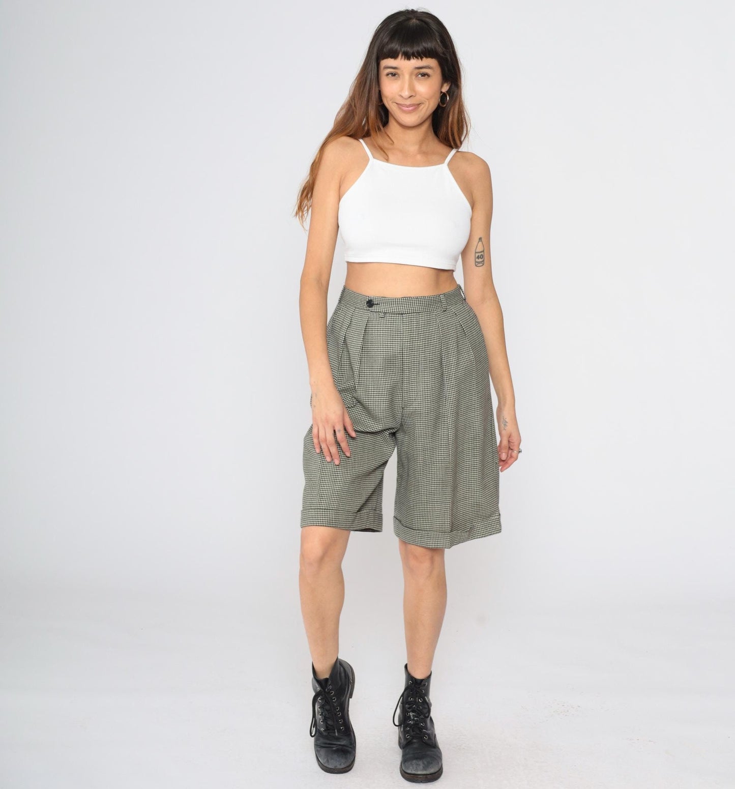 90s Houndstooth Pleated Bermuda Shorts Black White High Waist Cuffed Medium