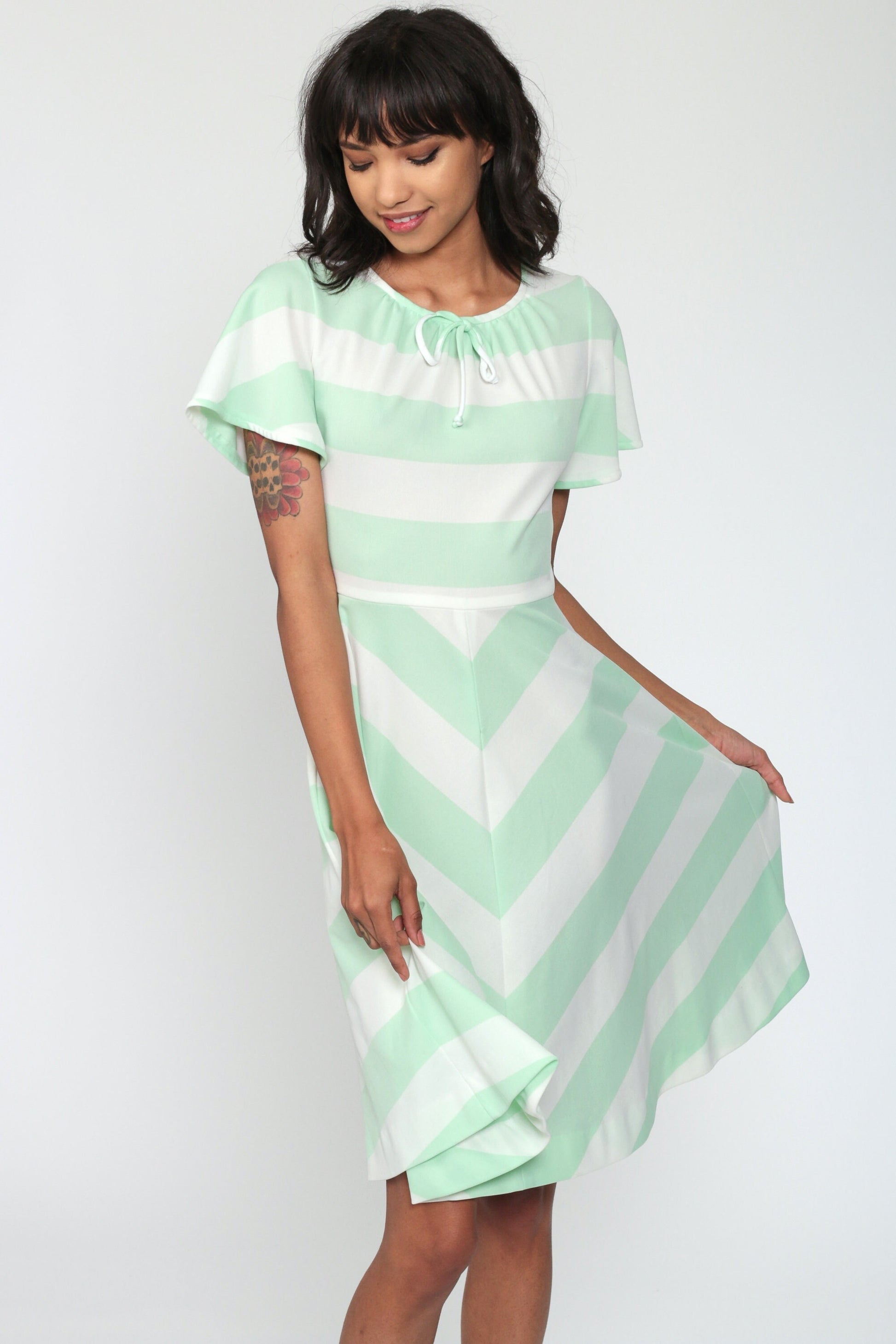 70s Chevron Stripe Midi Dress Green White Flutter Sleeve High Waist Extra Small