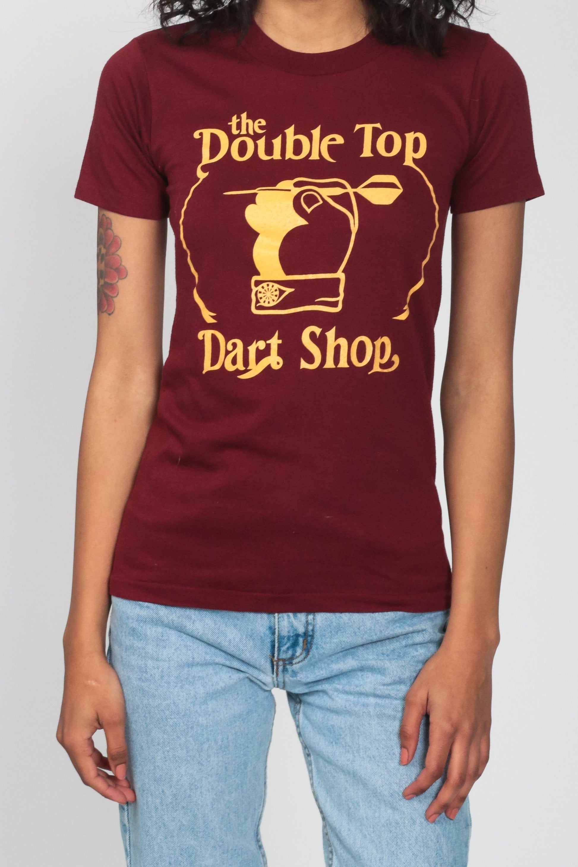 80s Dart Shop Graphic T-Shirt Burgundy Yellow Single Stitch Extra Small