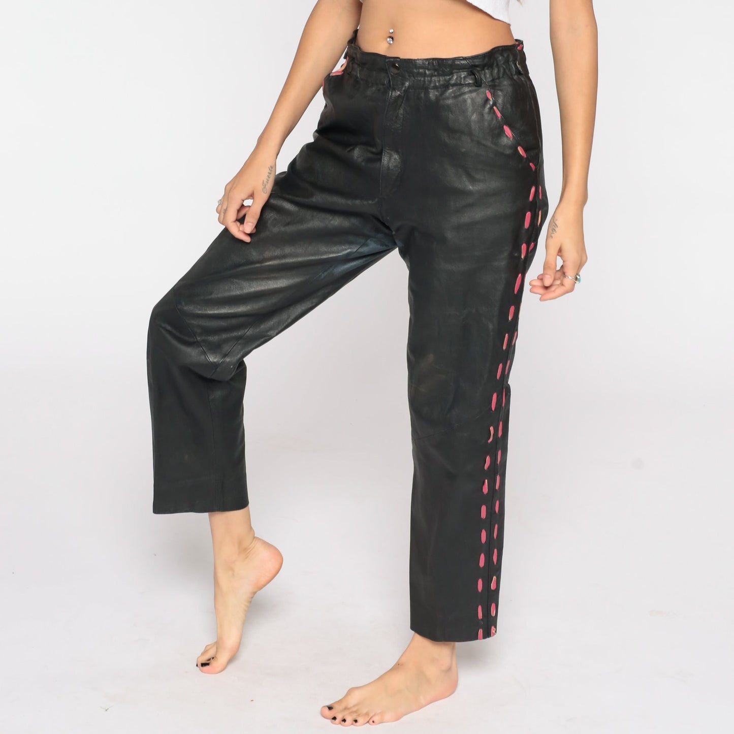 80s Black Leather High-Waist Tapered Pants Medium