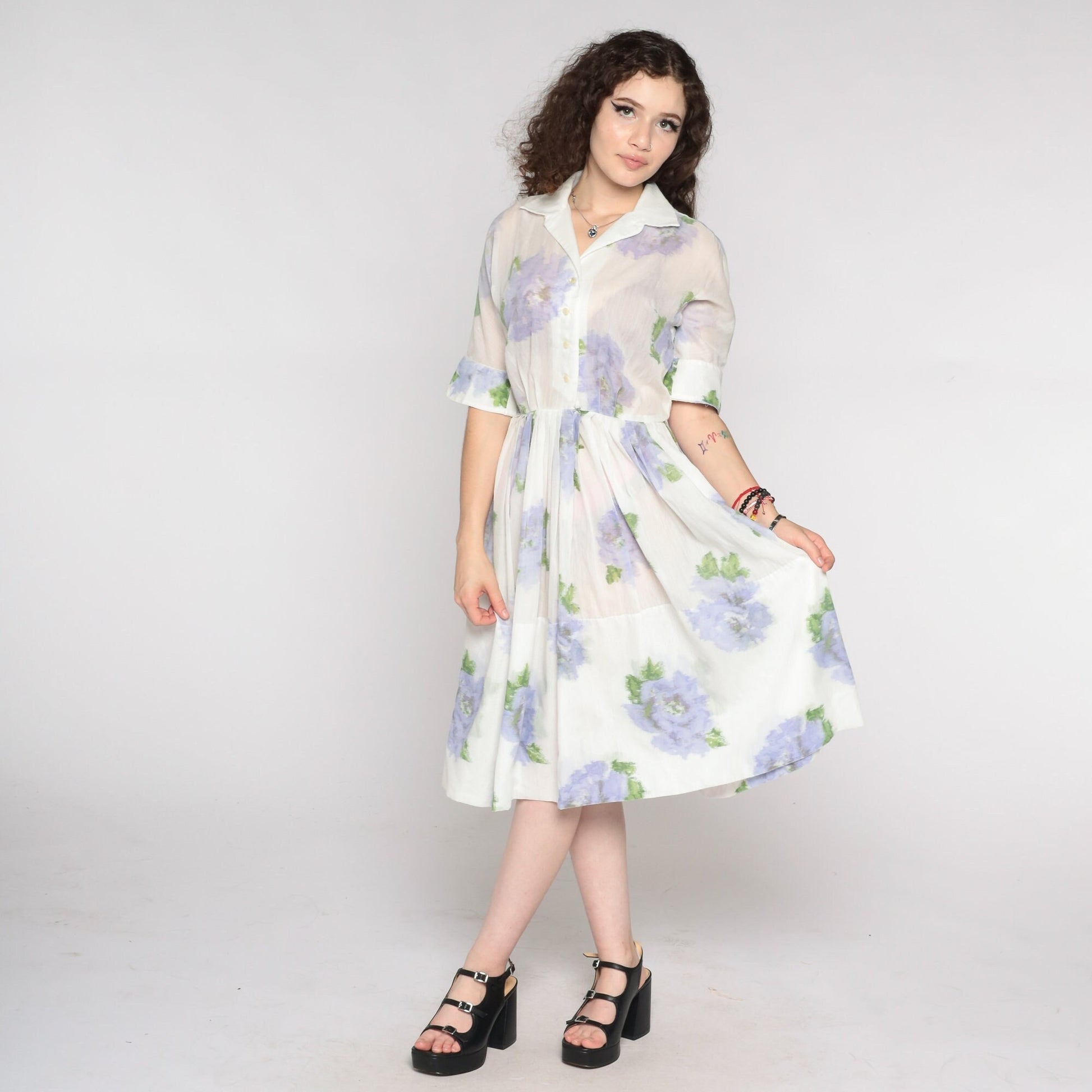 60s Floral Shirtwaist Dress White Lavender Button-Up Midi Small