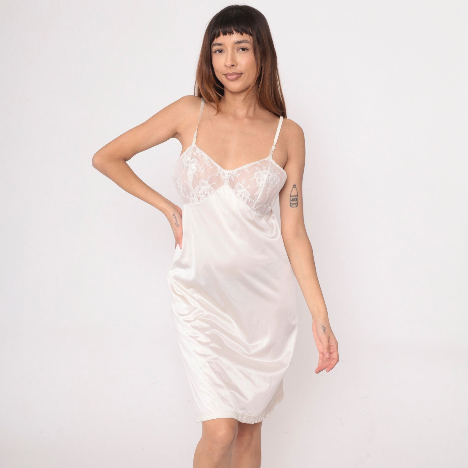 70s White Lace Slip Dress Empire Waist Adjustable Straps Knee Length Medium