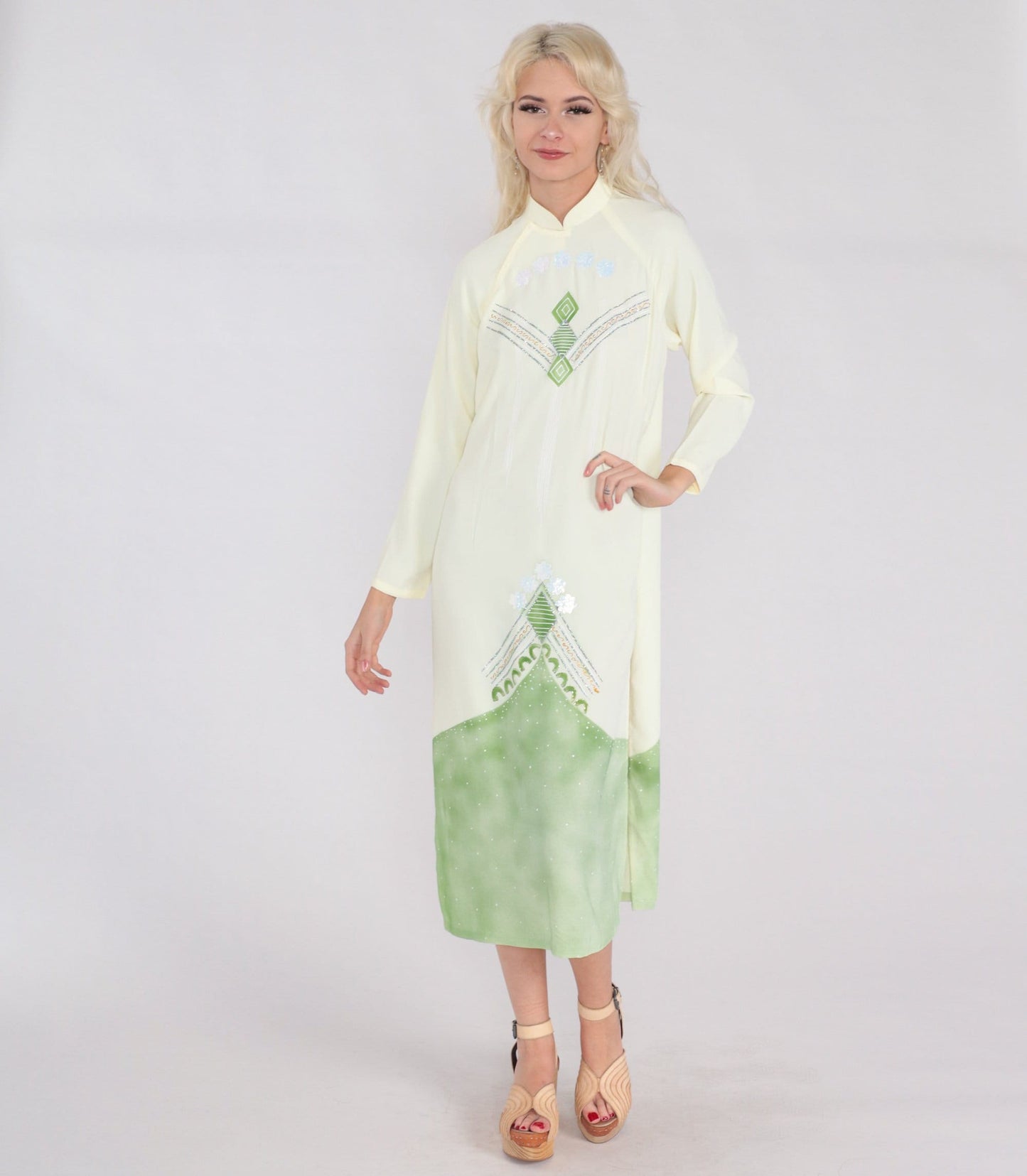 90s Vietnamese Ao Dai Midi Dress Light Yellow Mandarin Collar Long Sleeve Medium M