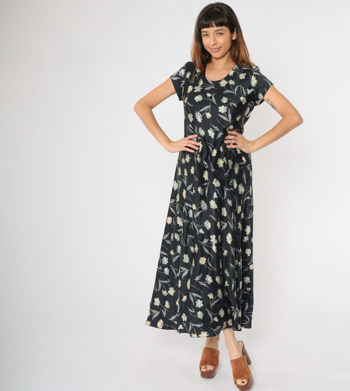 90s Black Floral Silk Maxi Dress Scoop Neck Short Sleeve Large L