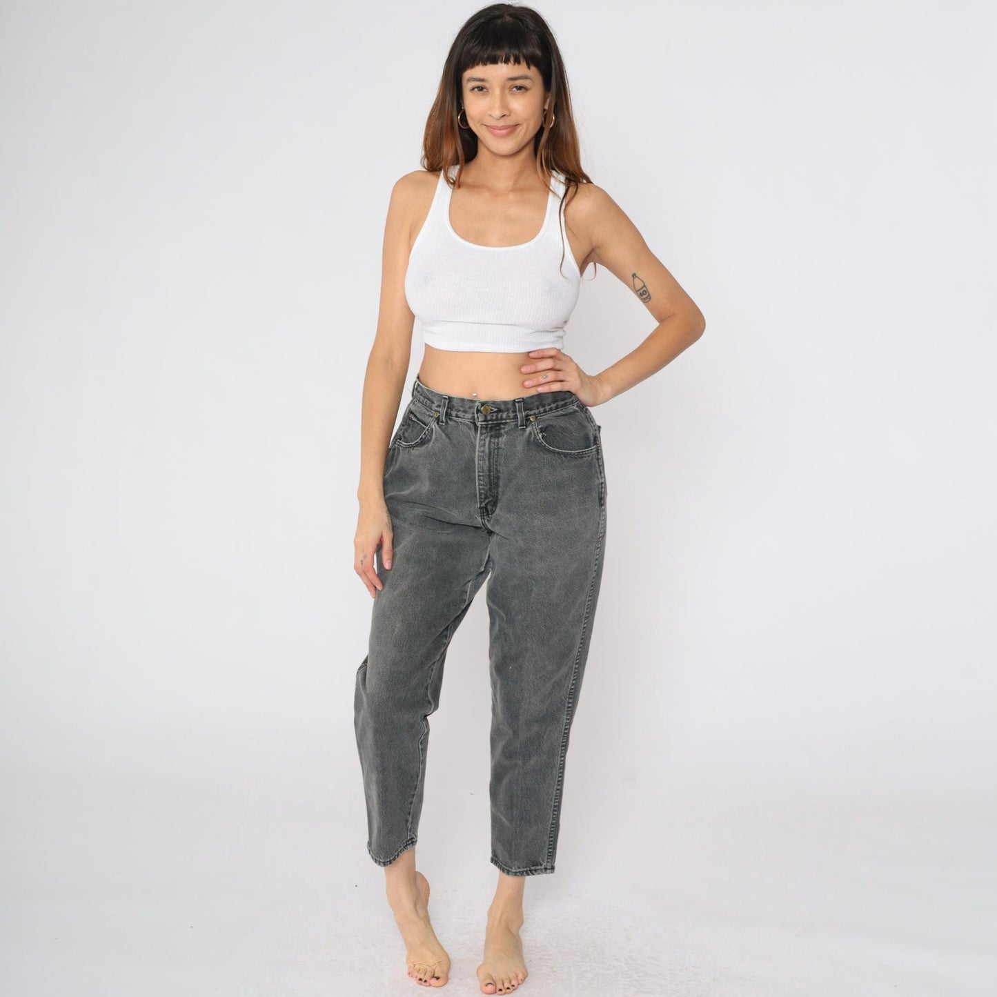 90s Chic Faded Black High-Waisted Tapered Jeans Medium