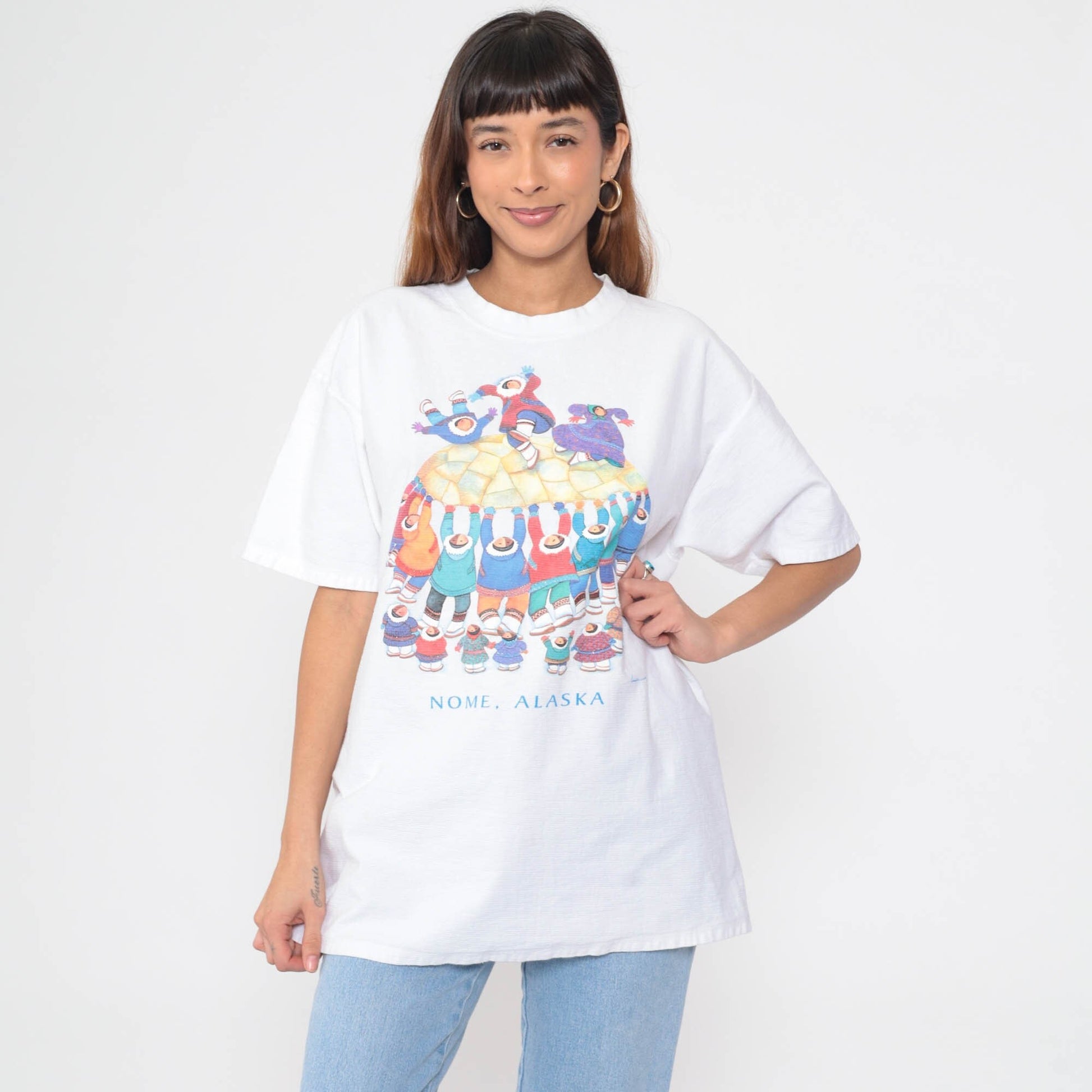 90s Nome Alaska Graphic T-Shirt Inuit Parachute Game White Glitter Extra Large