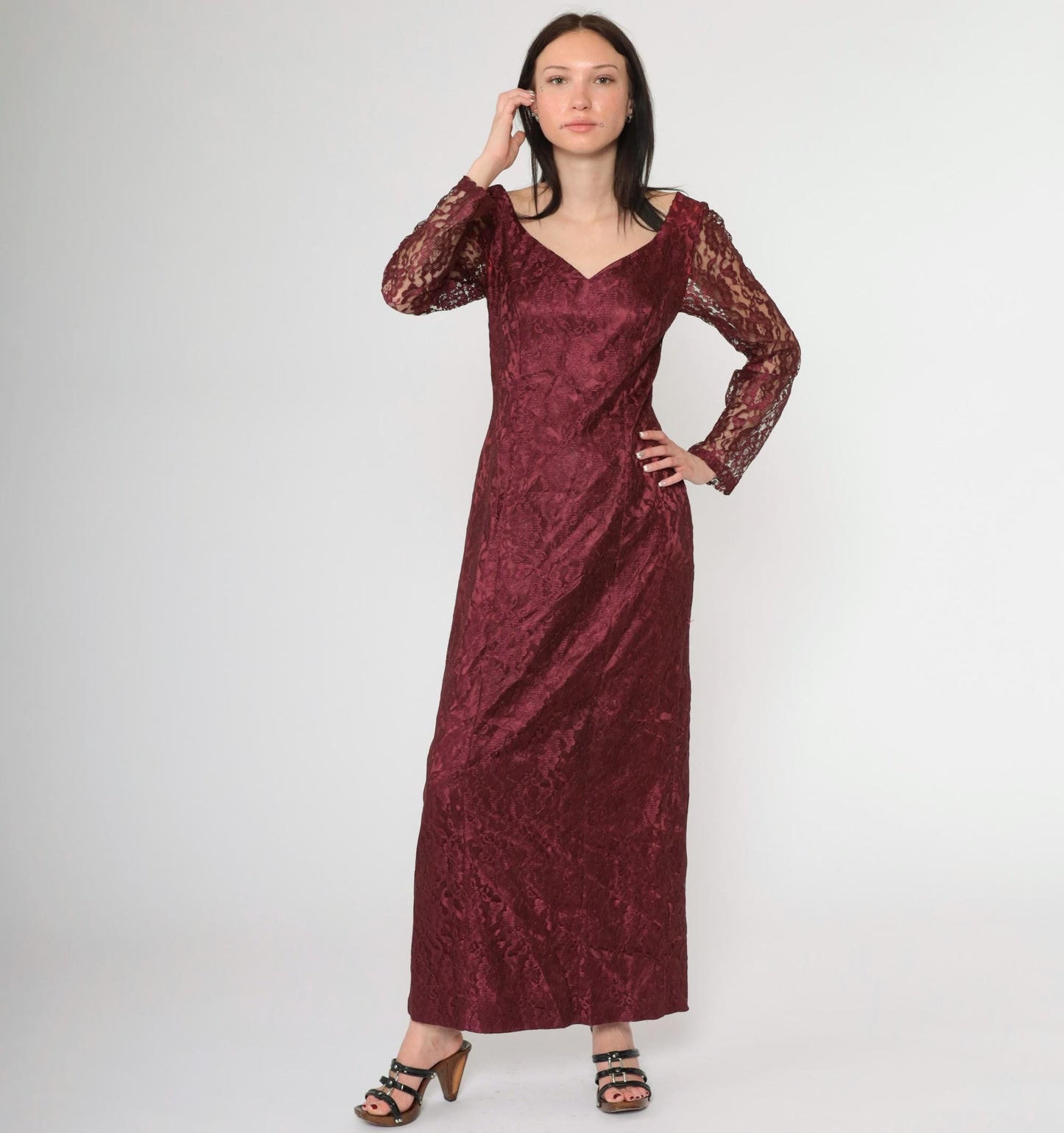 90s Wine Lace Maxi Dress Sweetheart Neckline Long Sleeve Slit Small